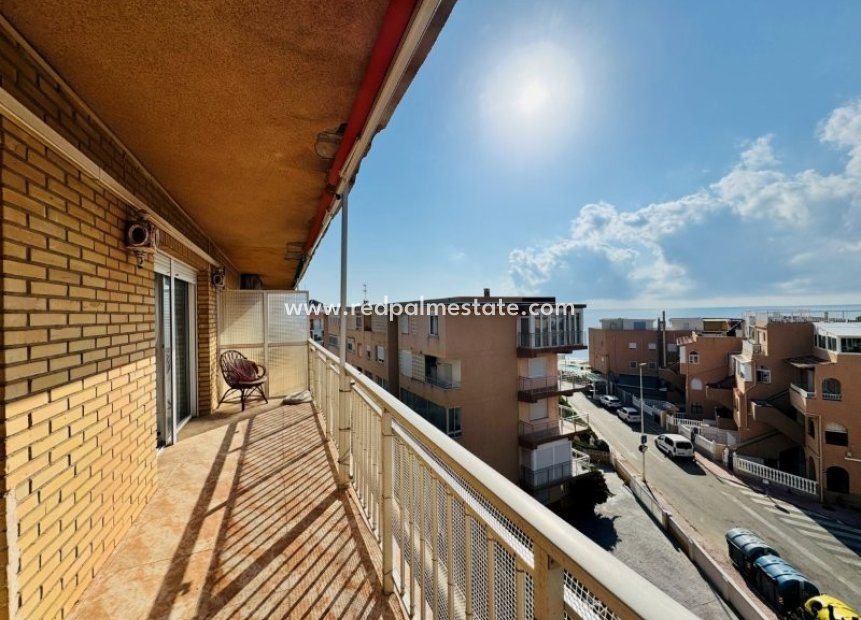 Reventa - Apartamento -
Torrevieja - La Mata