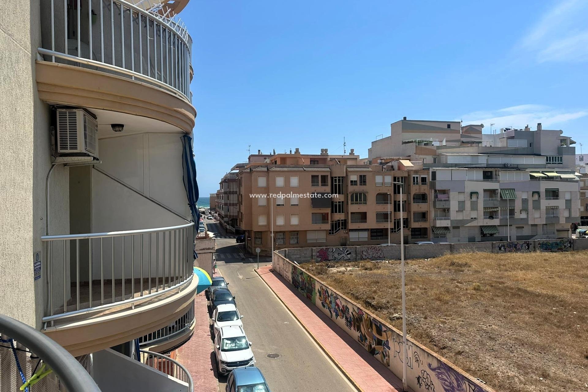 Reventa - Apartamento -
Torrevieja - La Mata