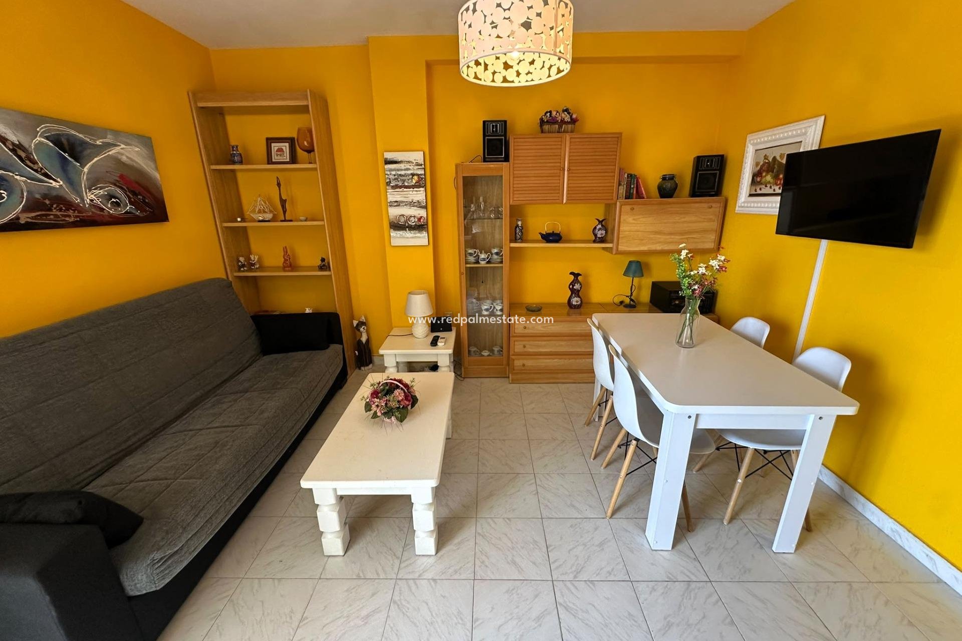 Reventa - Apartamento -
Torrevieja - La Mata