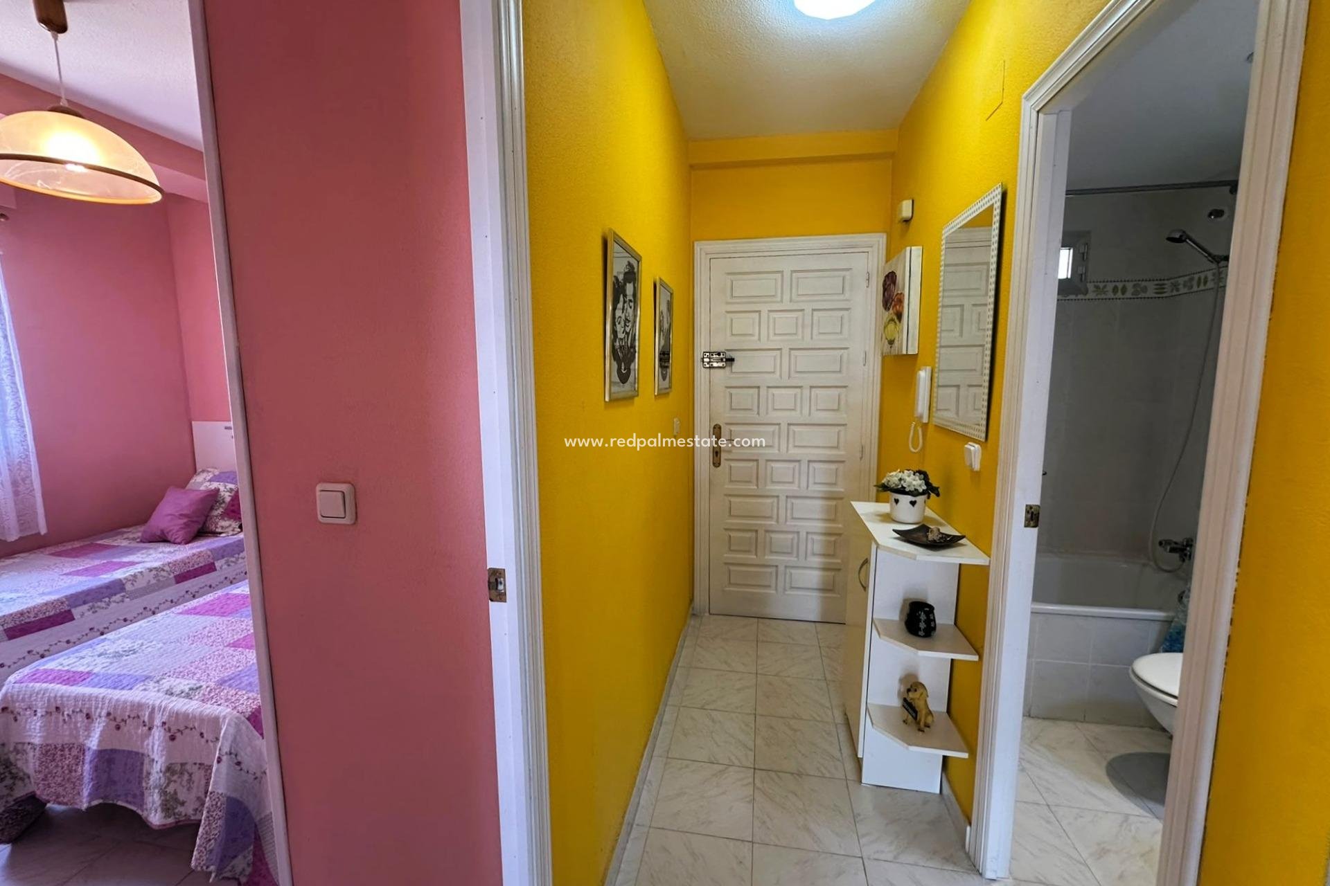 Reventa - Apartamento -
Torrevieja - La Mata