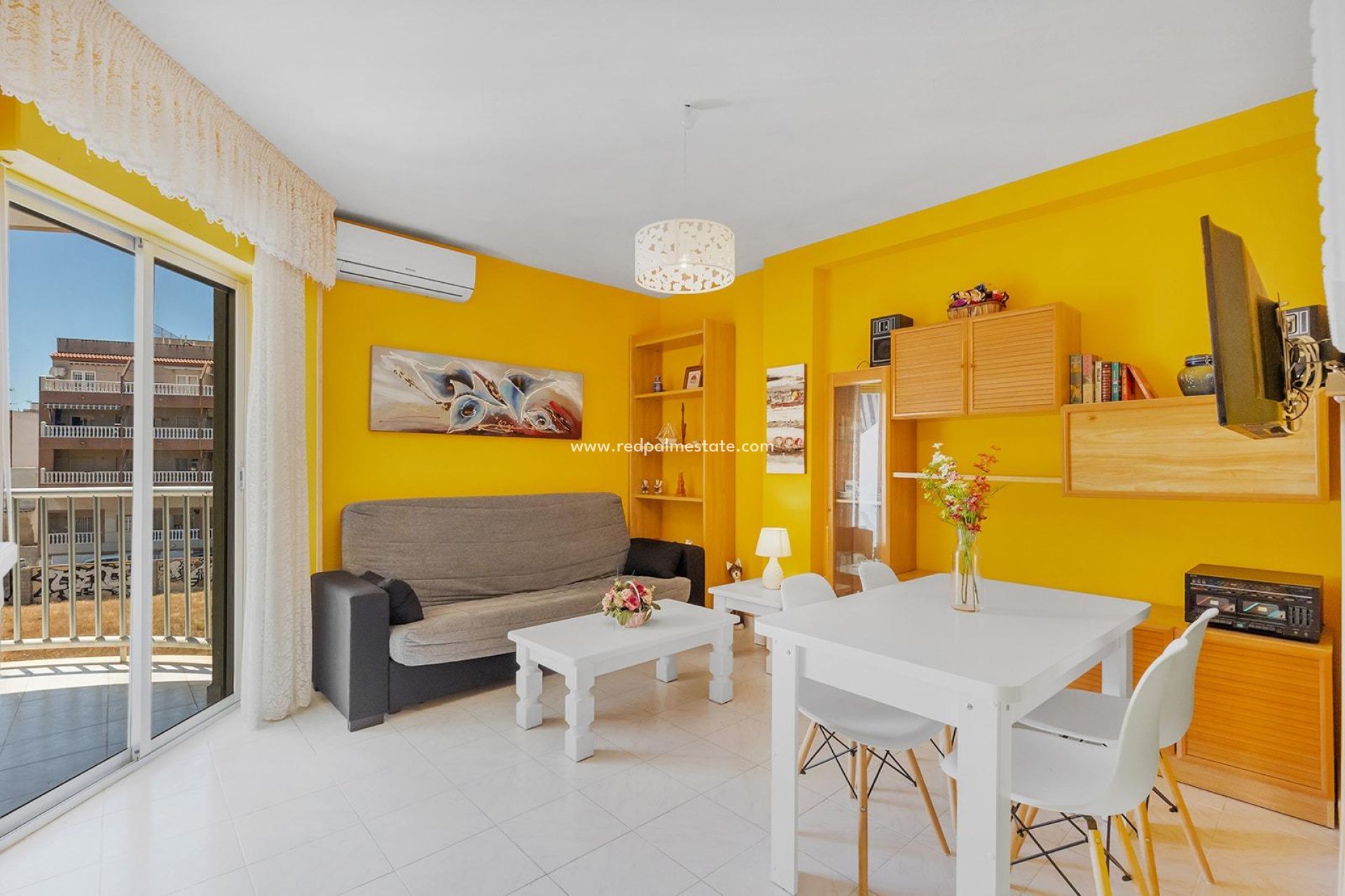 Reventa - Apartamento -
Torrevieja - La Mata