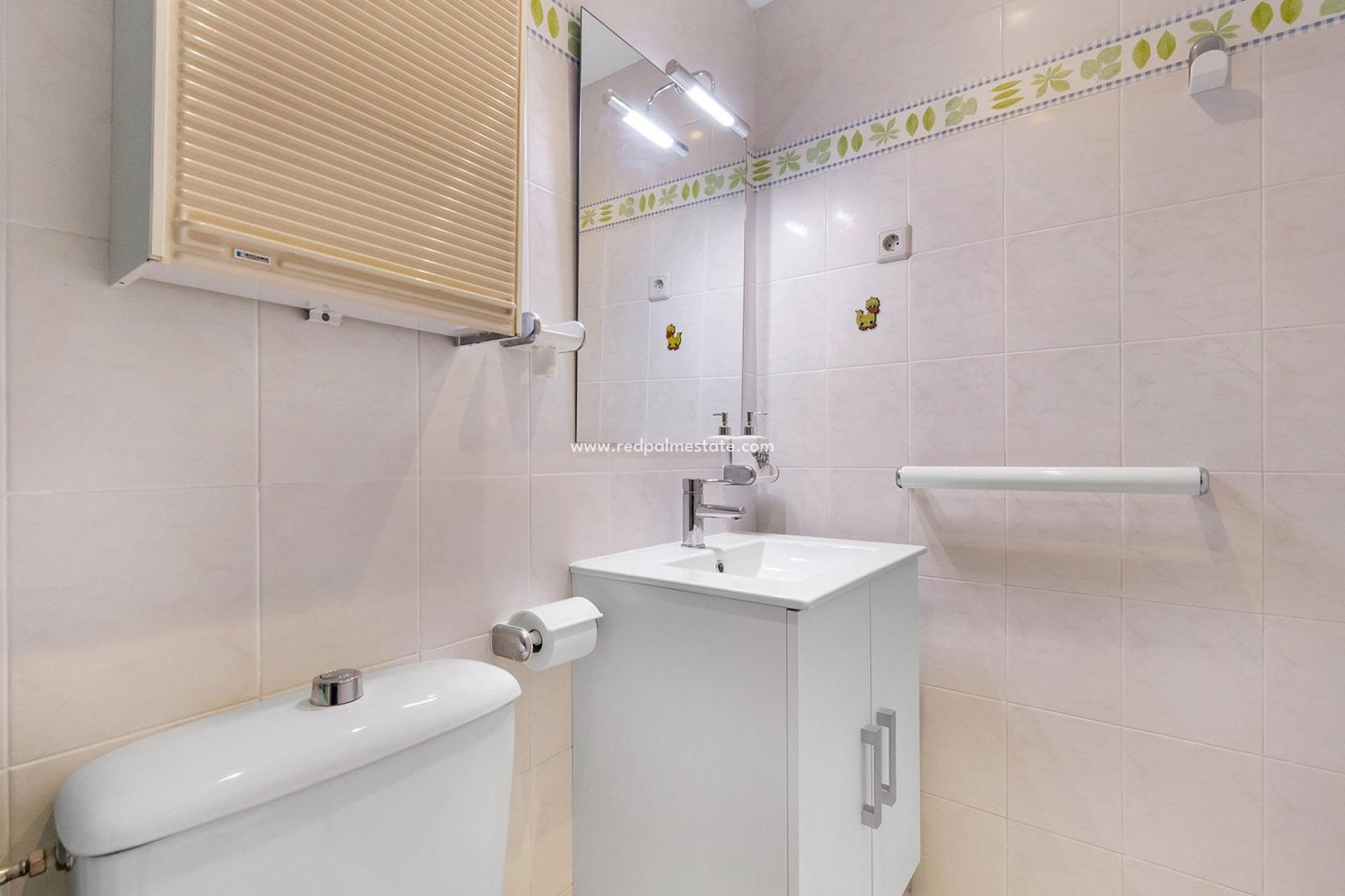 Reventa - Apartamento -
Torrevieja - La Mata