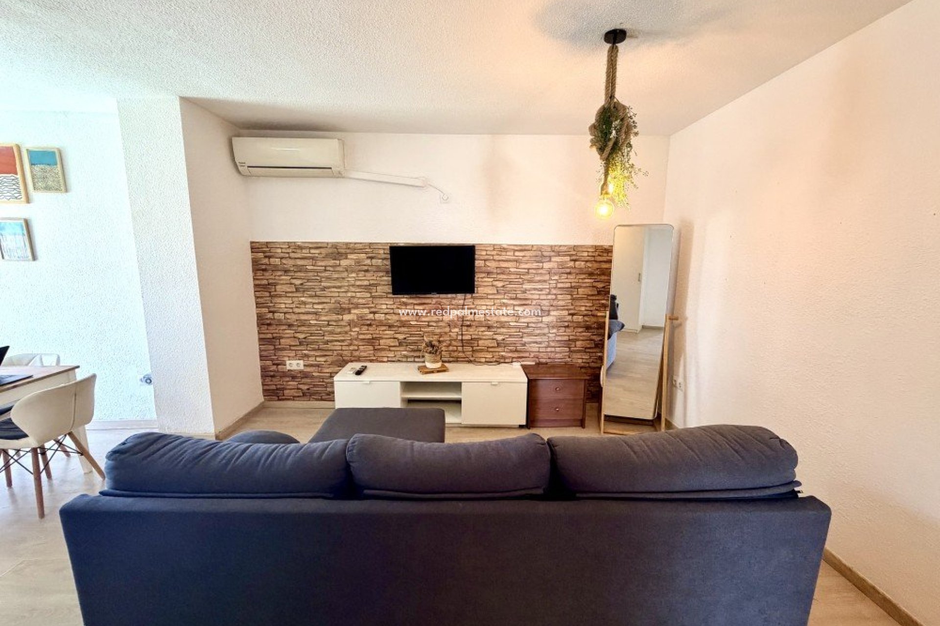 Reventa - Apartamento -
Torrevieja - La Mata