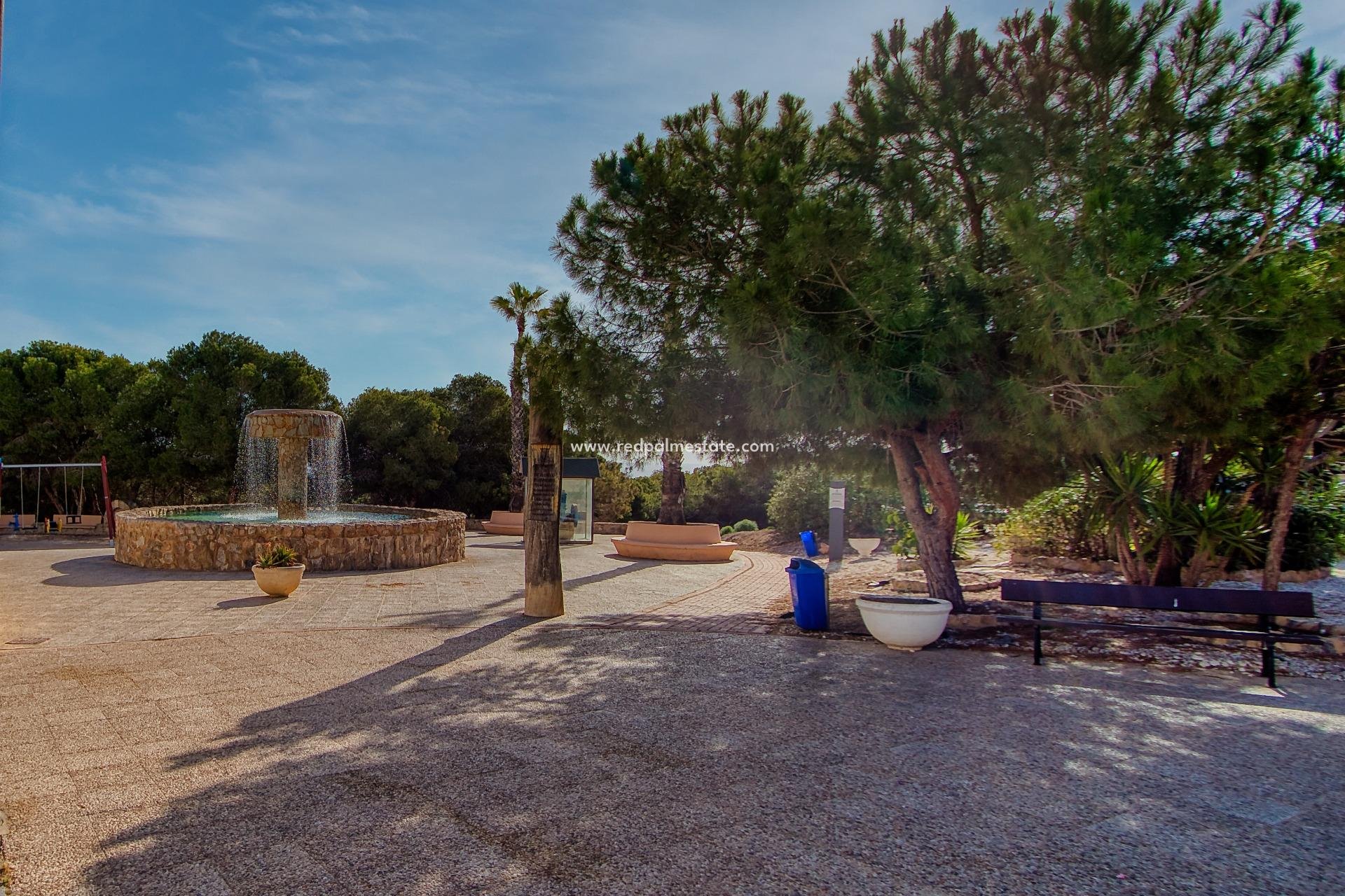 Reventa - Apartamento -
Torrevieja - La Mata