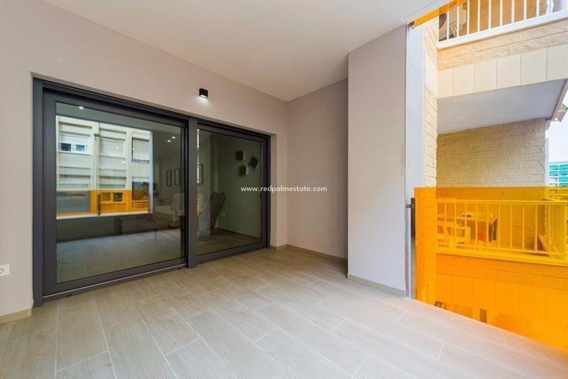 Reventa - Apartamento -
Torrevieja - La Mata