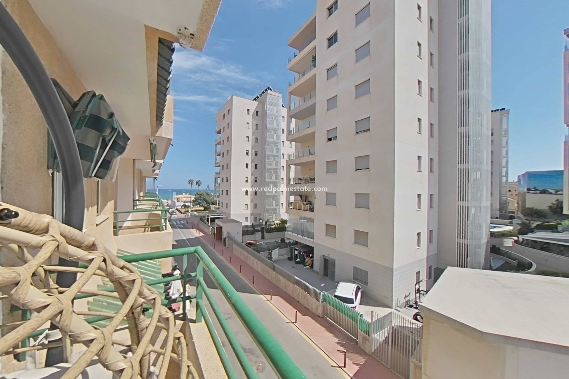 Reventa - Apartamento -
Torrevieja - La Mata