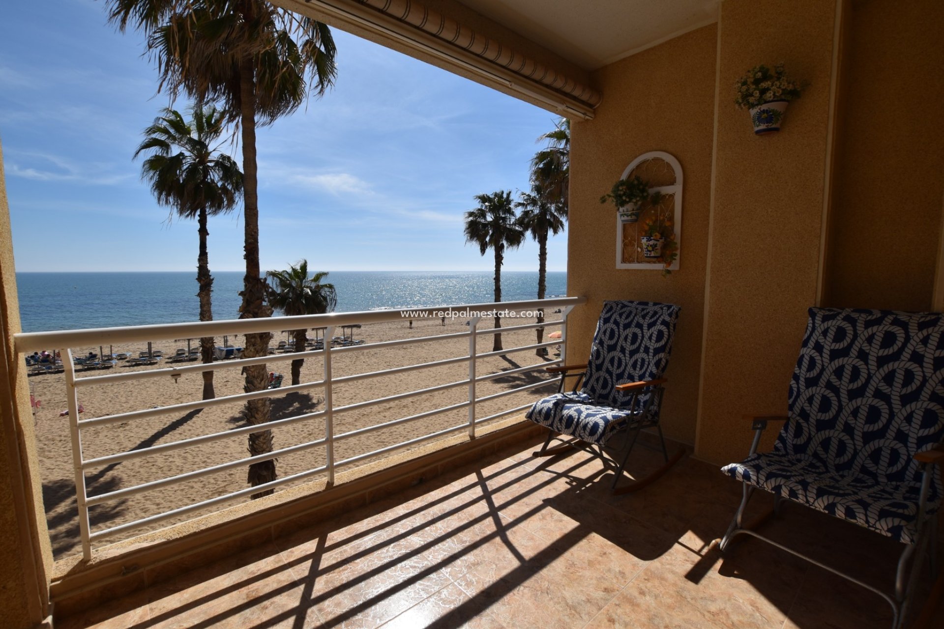 Reventa - Apartamento -
Torrevieja - La Mata