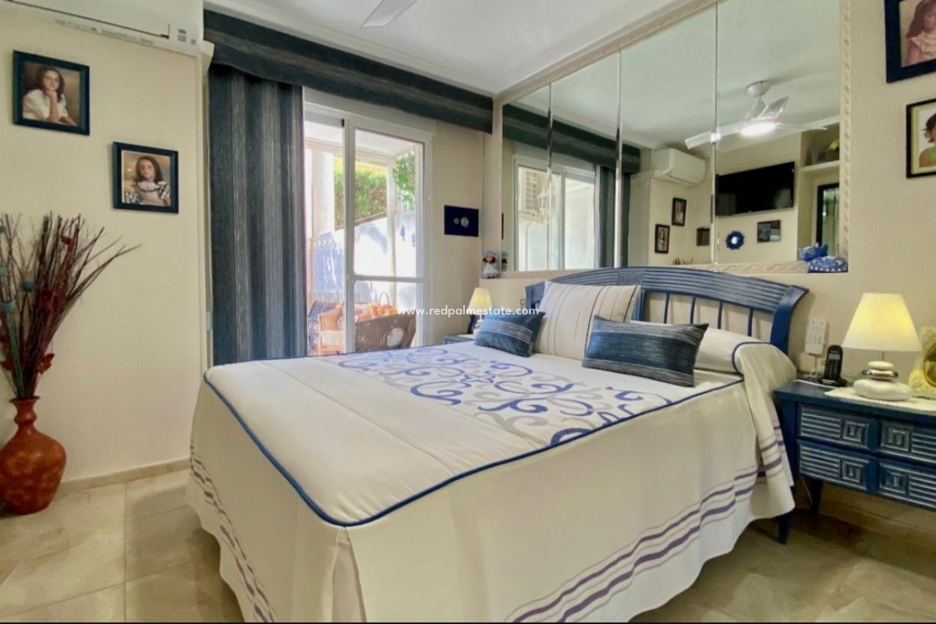 Reventa - Apartamento -
Torrevieja - La Mata