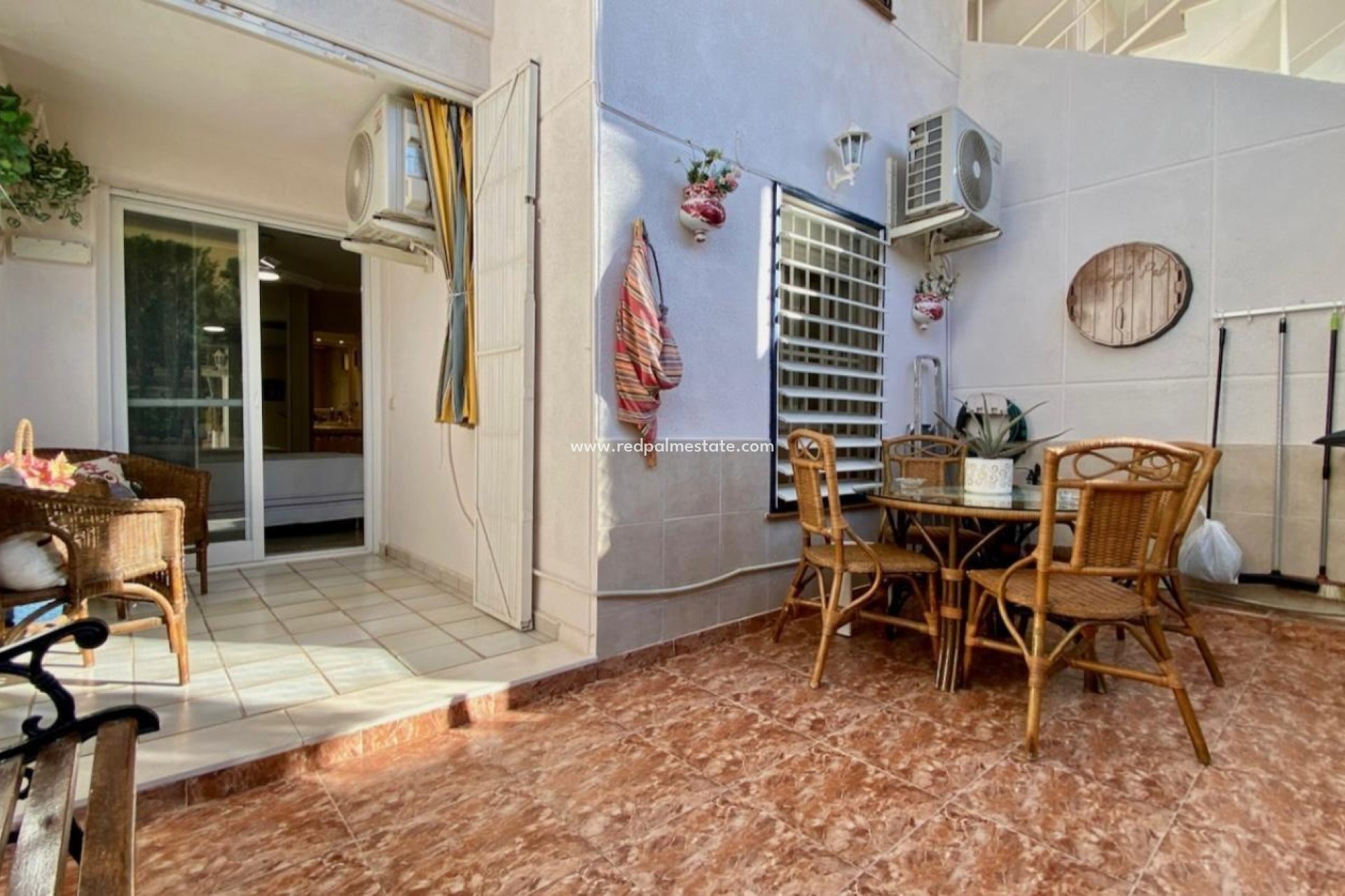 Reventa - Apartamento -
Torrevieja - La Mata