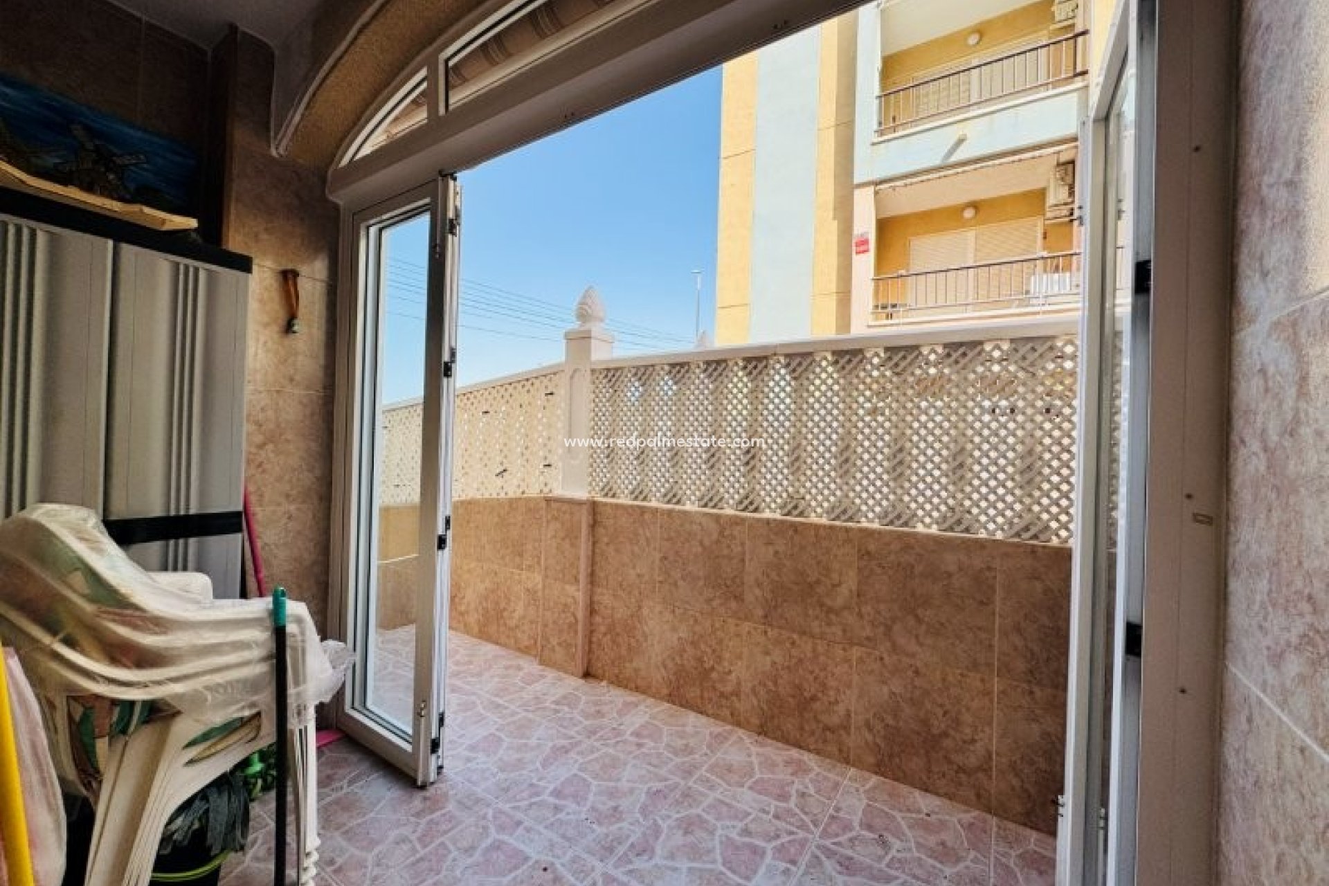 Reventa - Apartamento -
Torrevieja - La Mata
