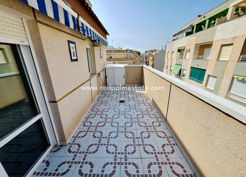 Reventa - Apartamento -
Torrevieja - La Mata