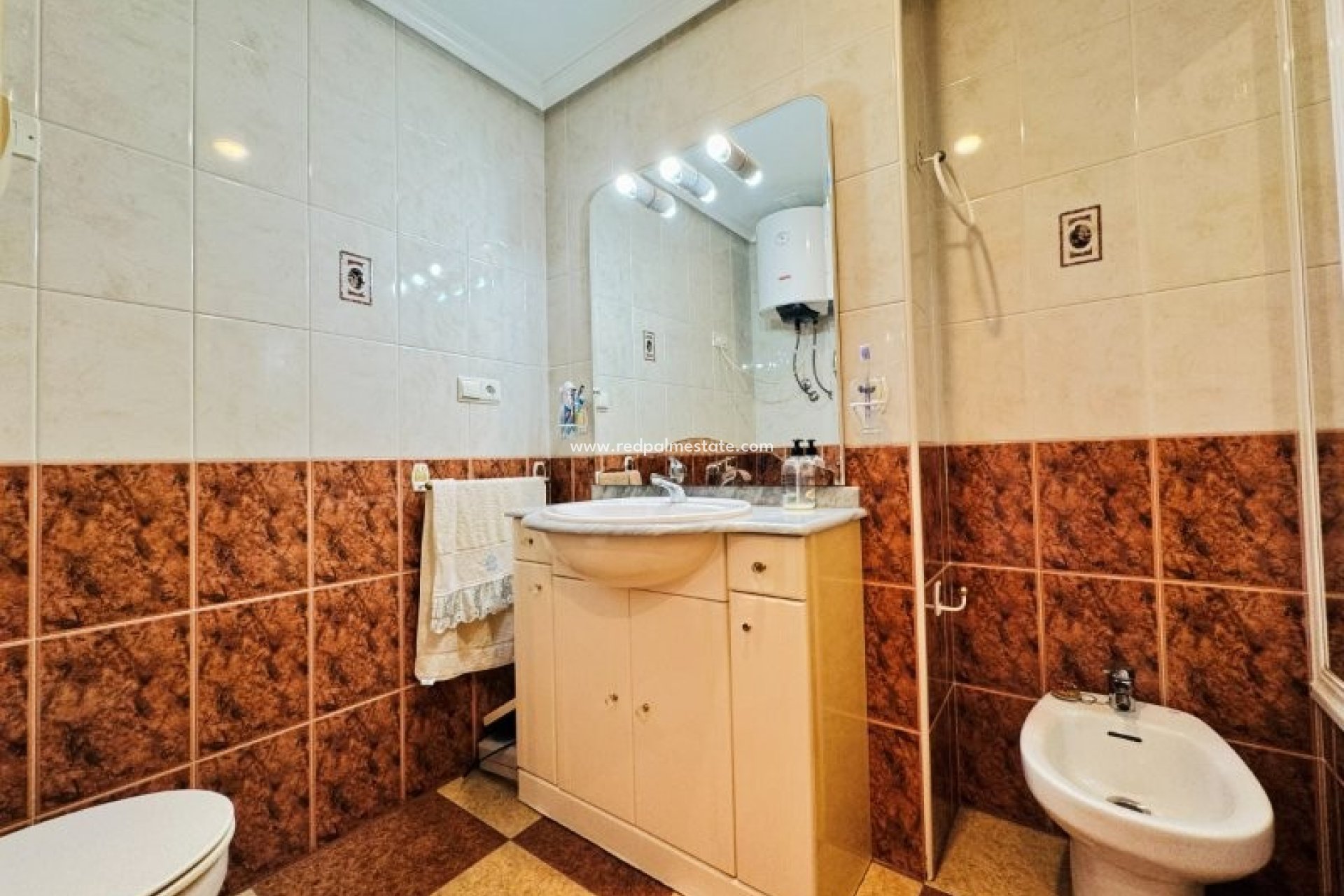 Reventa - Apartamento -
Torrevieja - La Mata