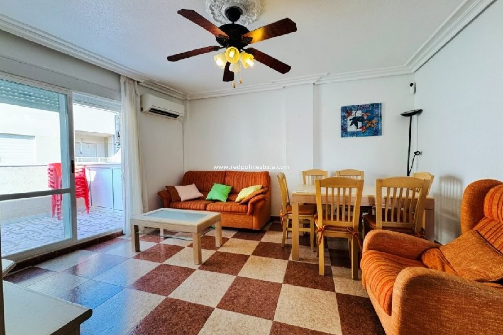 Reventa - Apartamento -
Torrevieja - La Mata