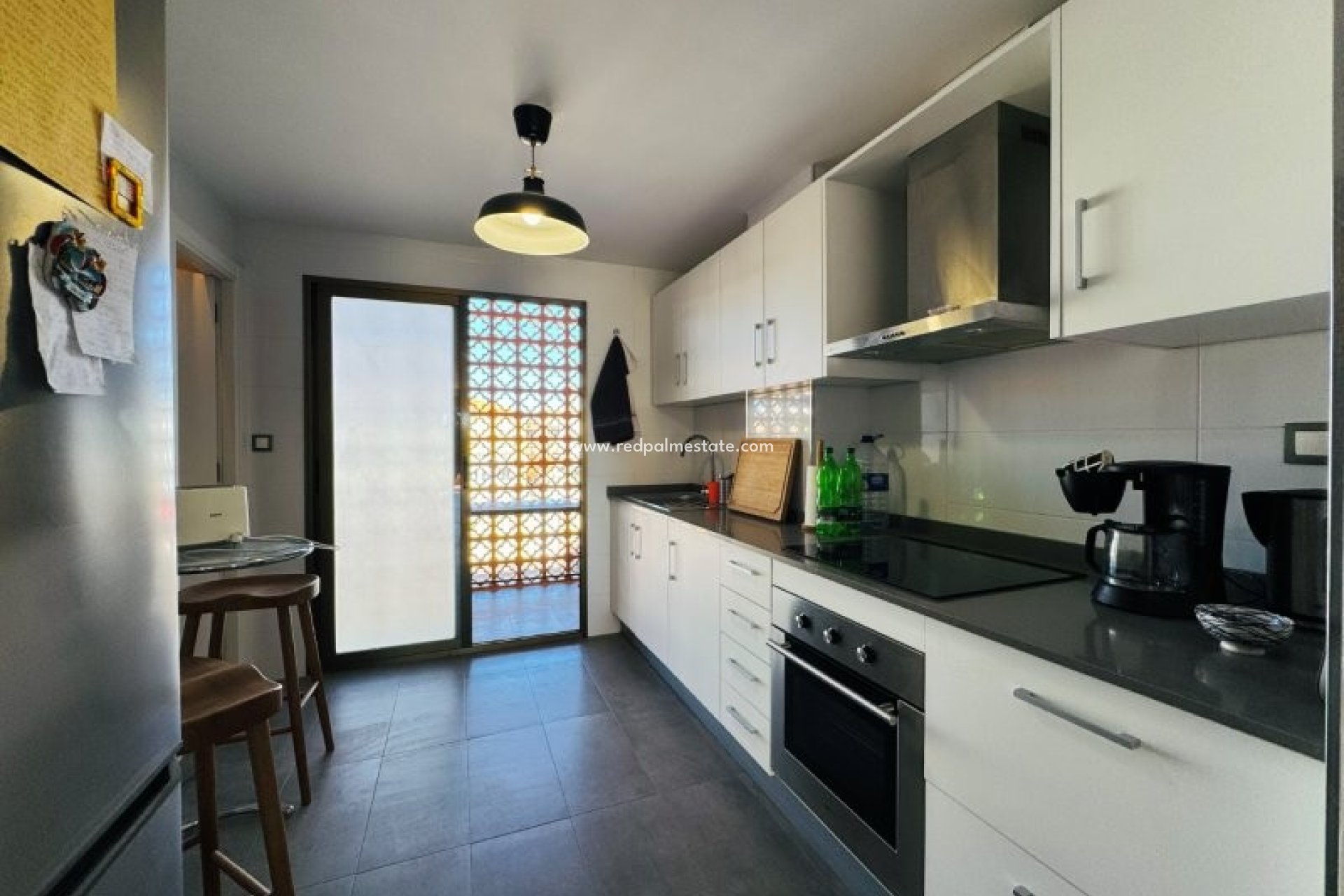 Reventa - Apartamento -
Torrevieja - La Mata