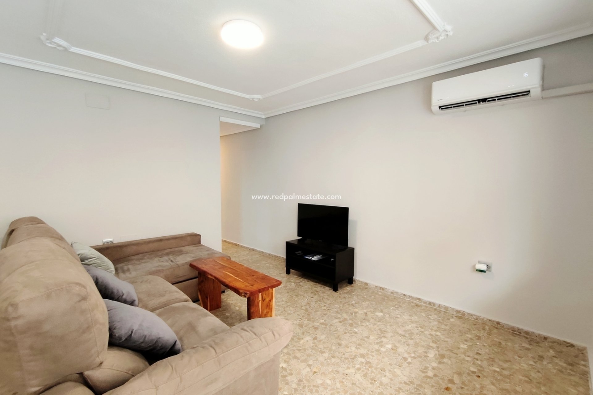 Reventa - Apartamento -
Torrevieja - La Mata