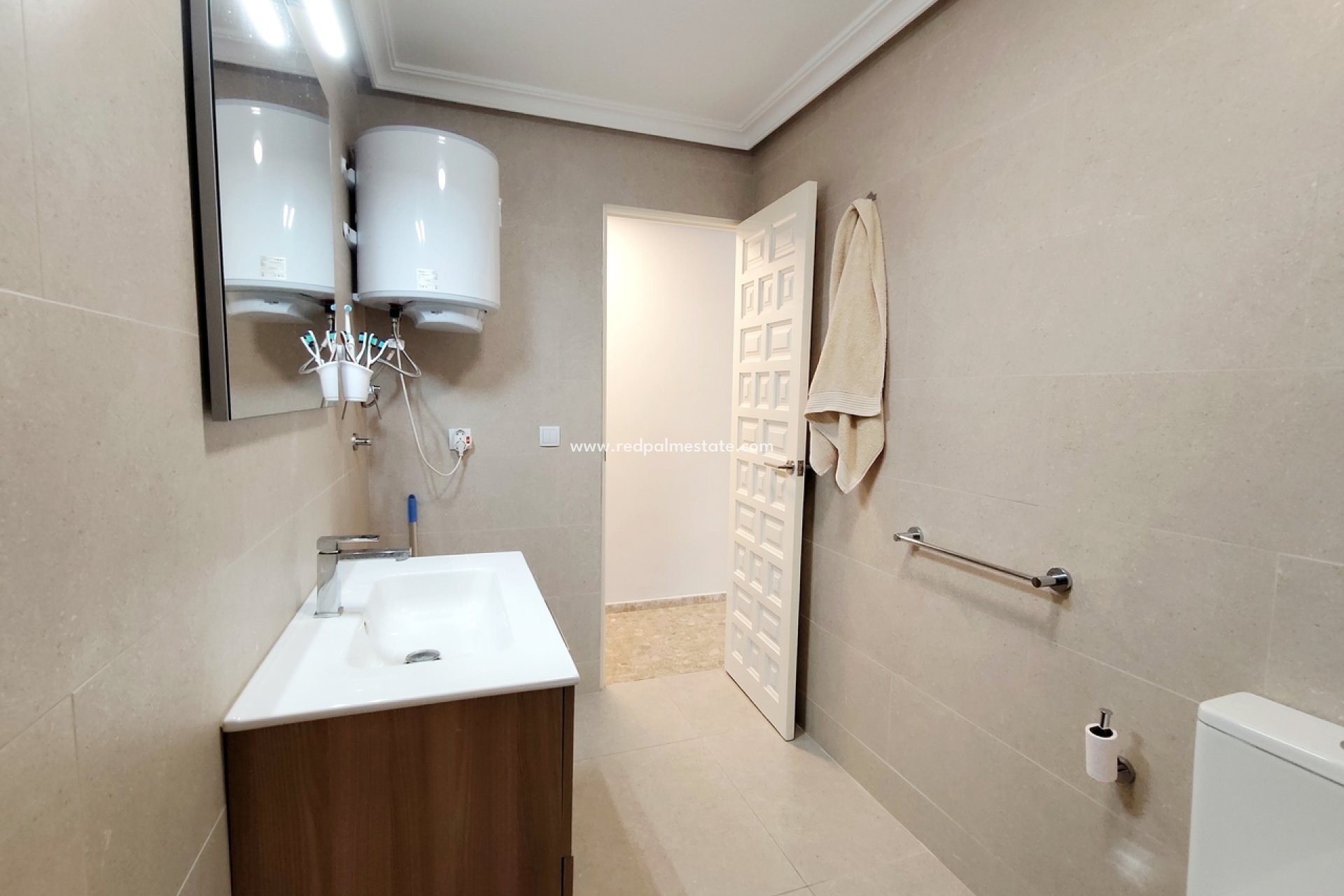 Reventa - Apartamento -
Torrevieja - La Mata