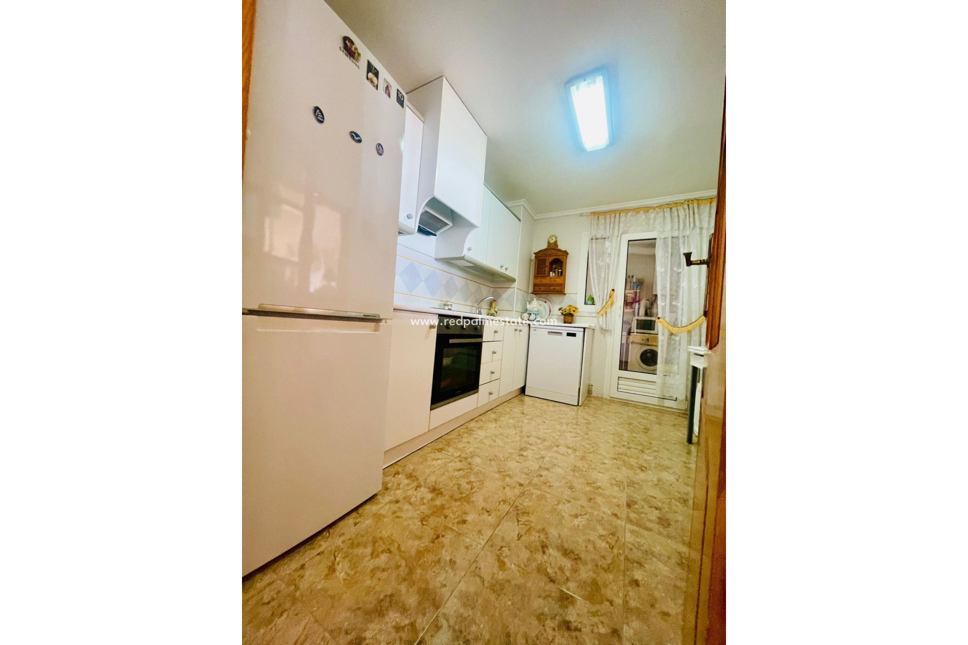 Reventa - Apartamento -
Torrevieja - La Mata