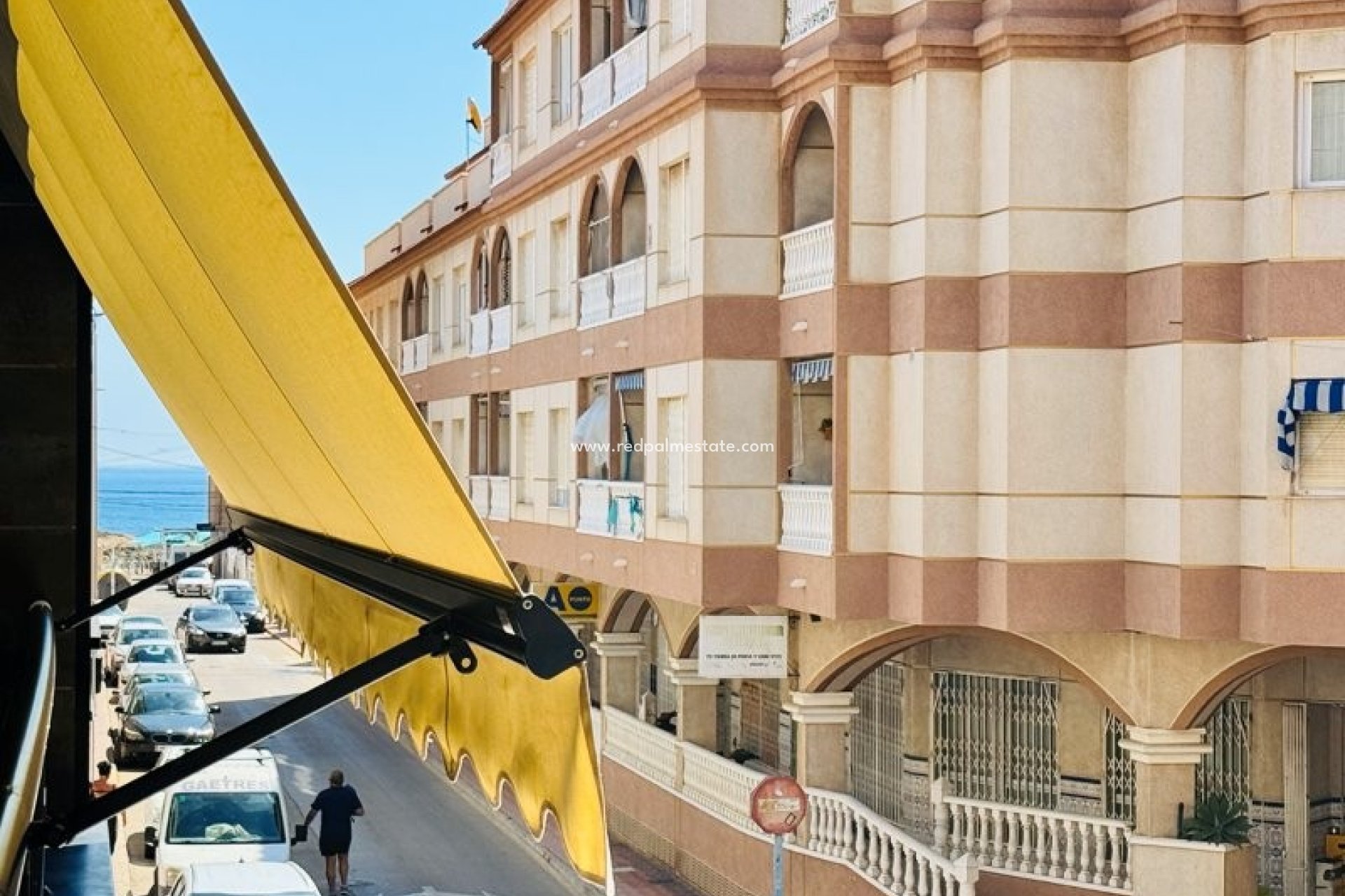 Reventa - Apartamento -
Torrevieja - La Mata