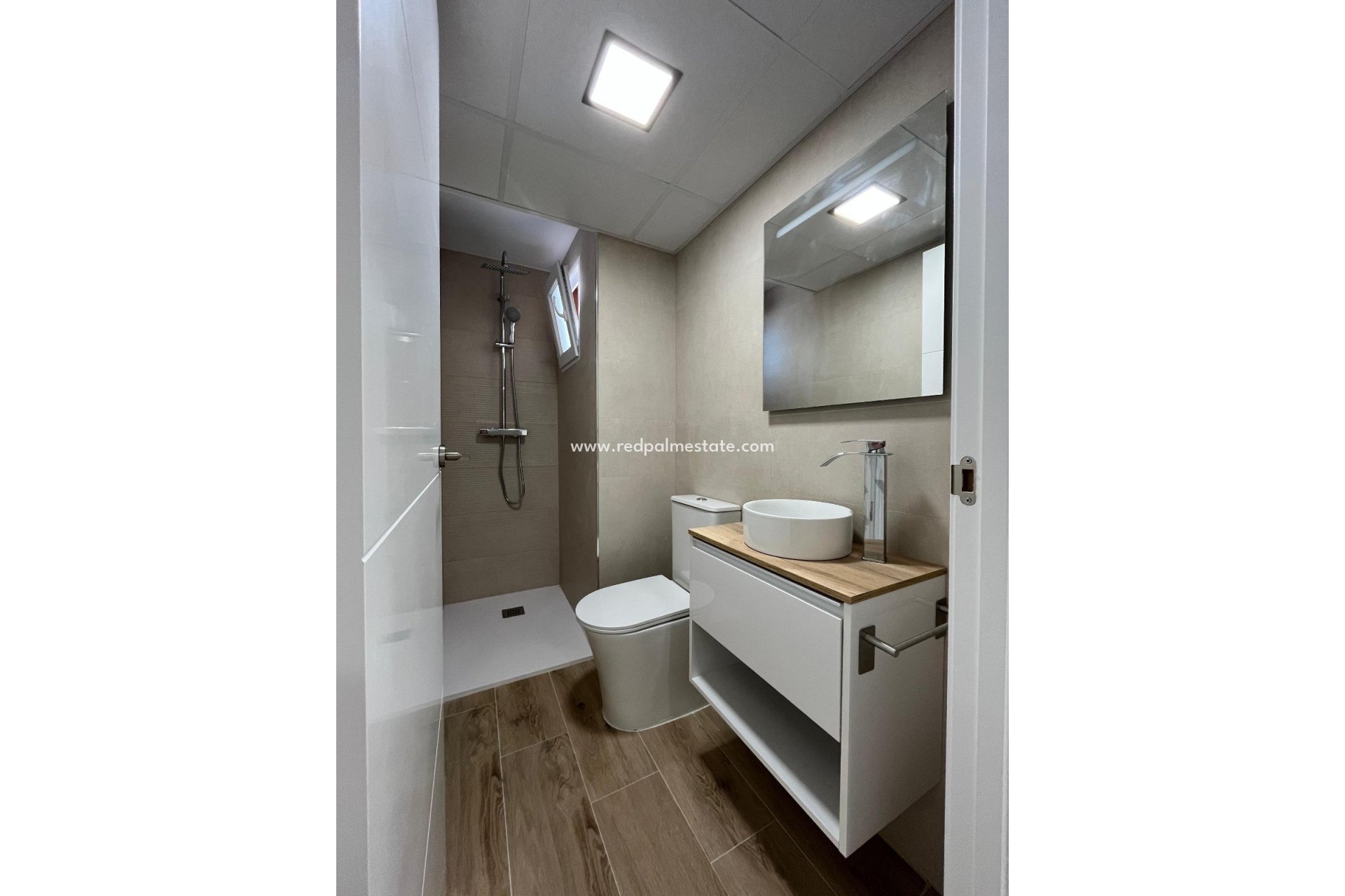 Reventa - Apartamento -
Torrevieja - La Mata