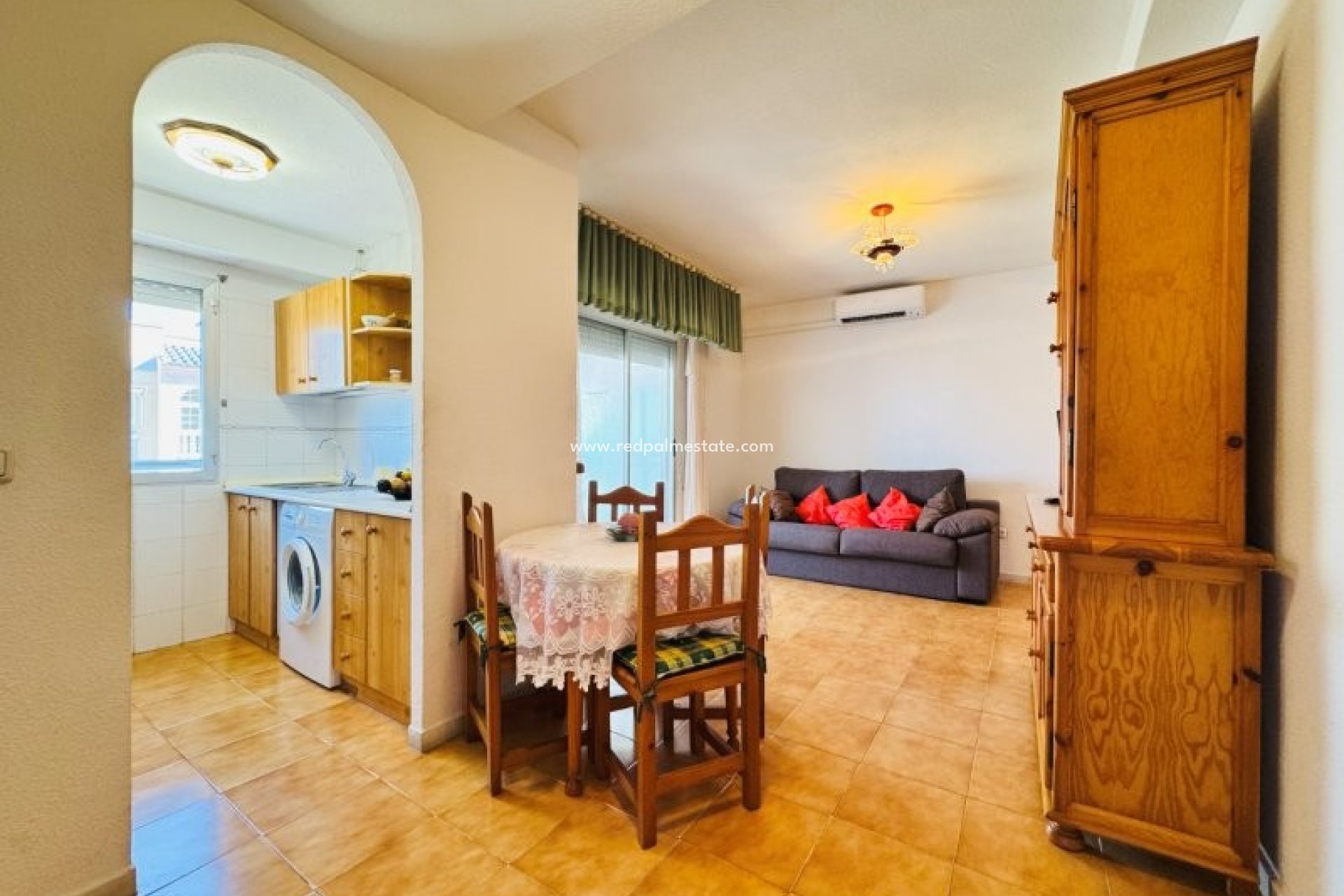 Reventa - Apartamento -
Torrevieja - La Mata