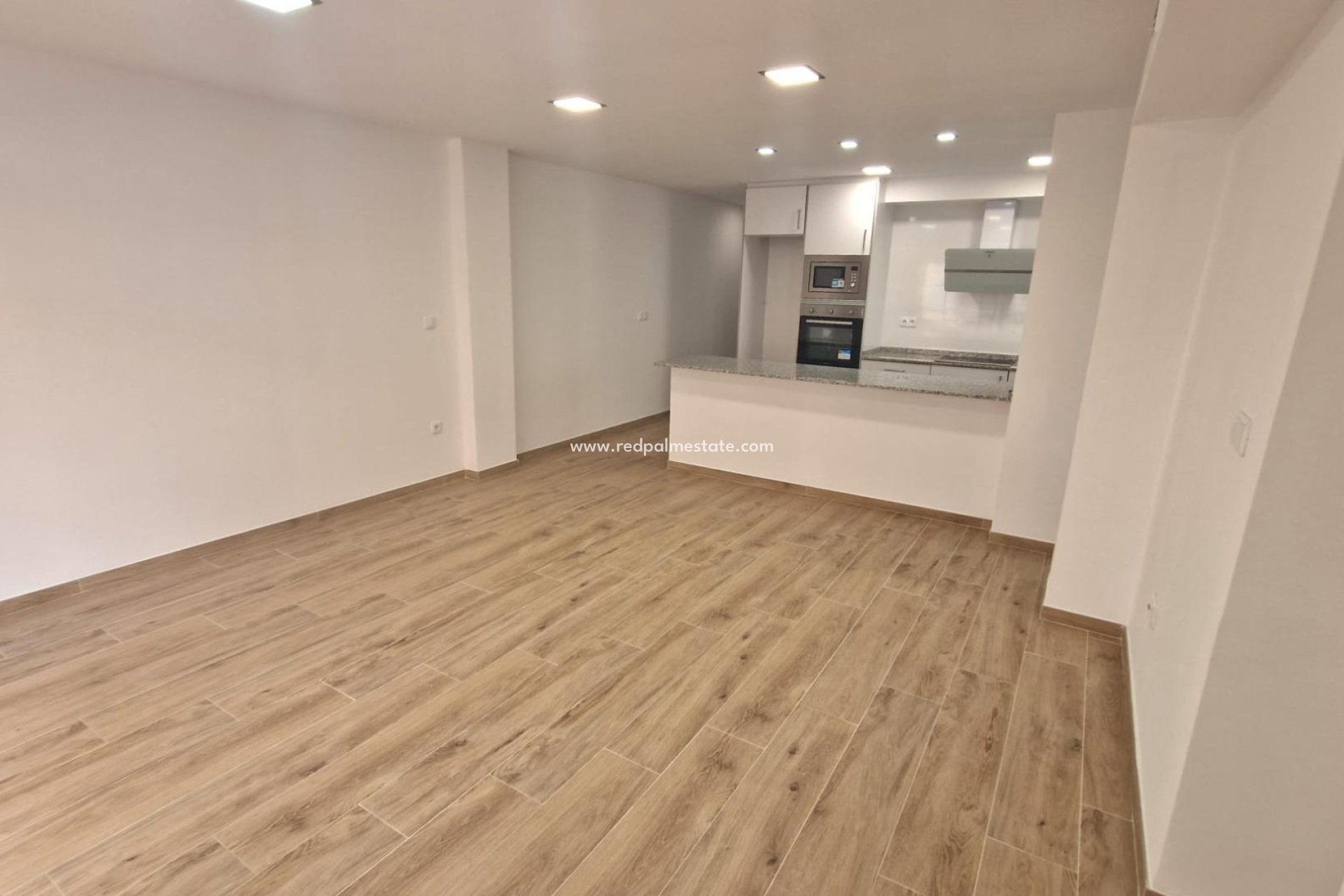 Reventa - Apartamento -
Torrevieja - La Mata