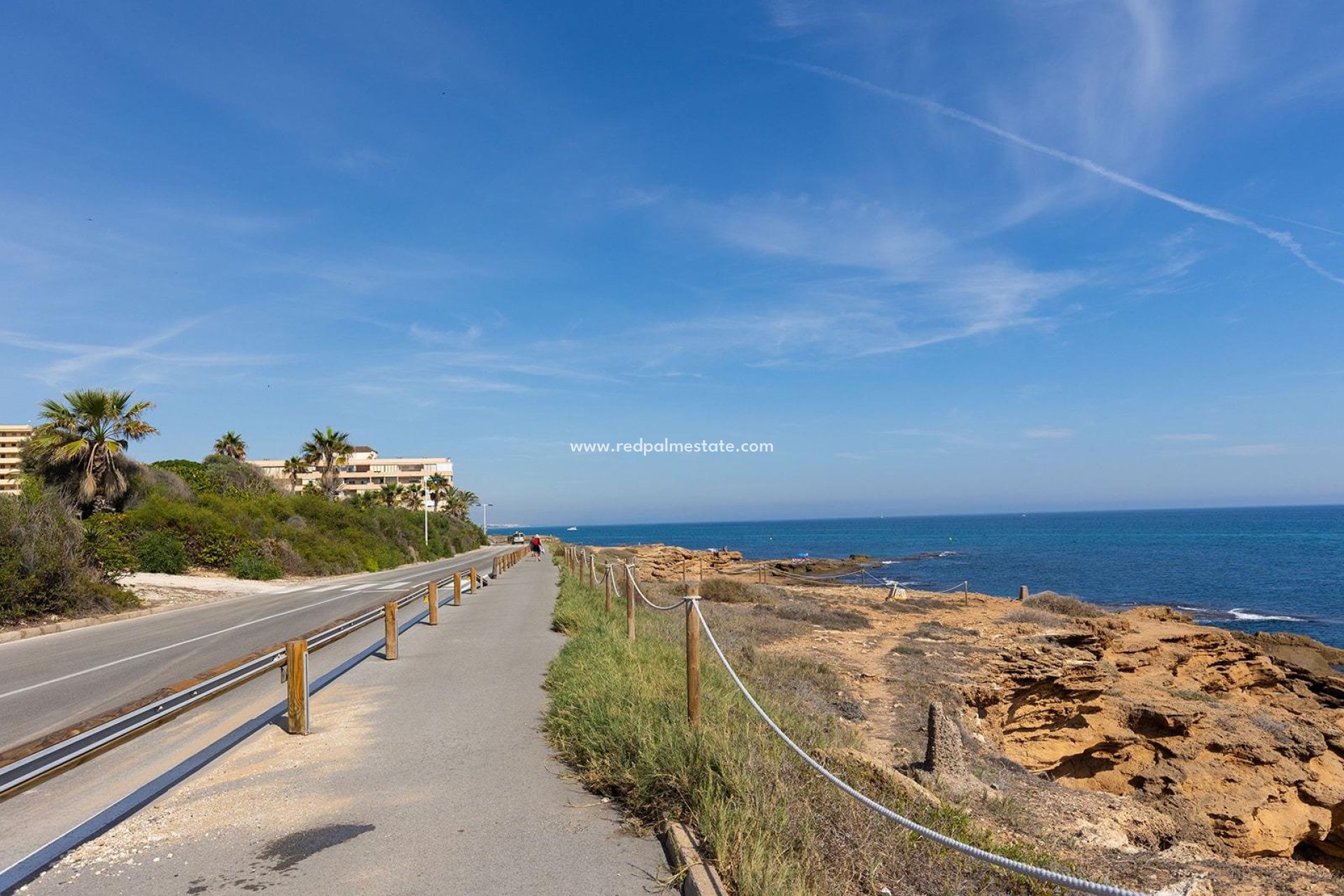 Reventa - Apartamento -
Torrevieja - La Mata