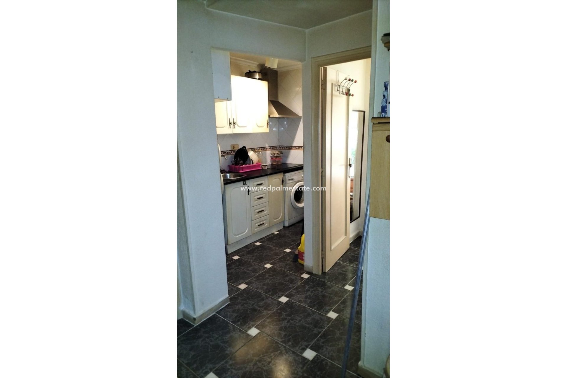 Reventa - Apartamento -
Torrevieja - La Mata