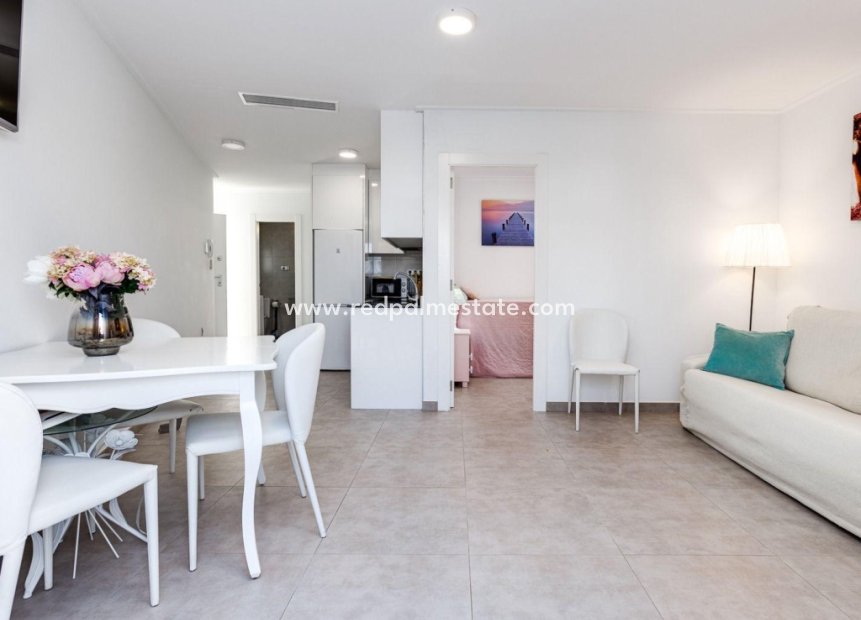 Reventa - Apartamento -
Torrevieja - La Mata