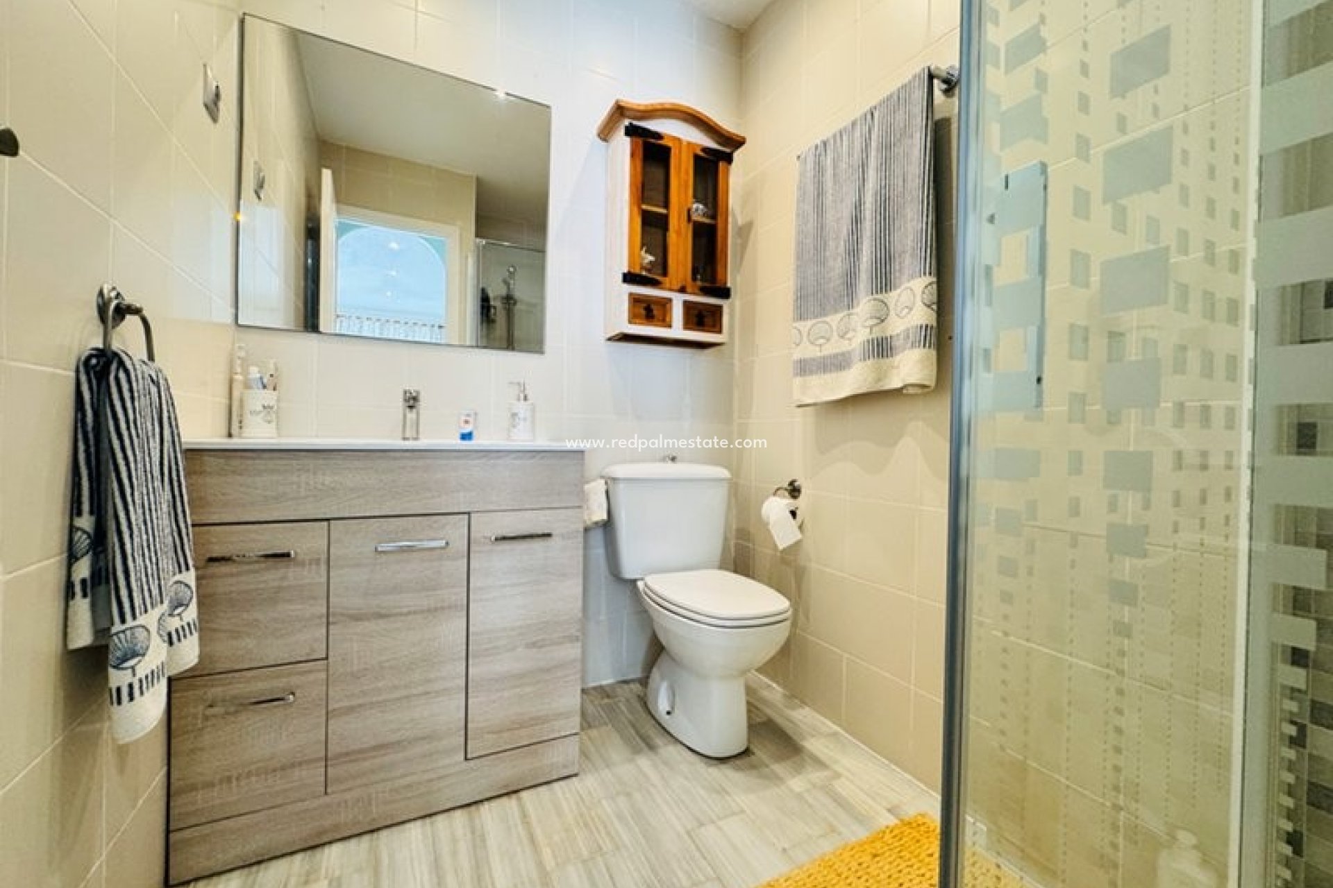 Reventa - Apartamento -
Torrevieja - La Mata