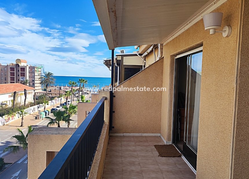 Reventa - Apartamento -
Torrevieja - La Mata
