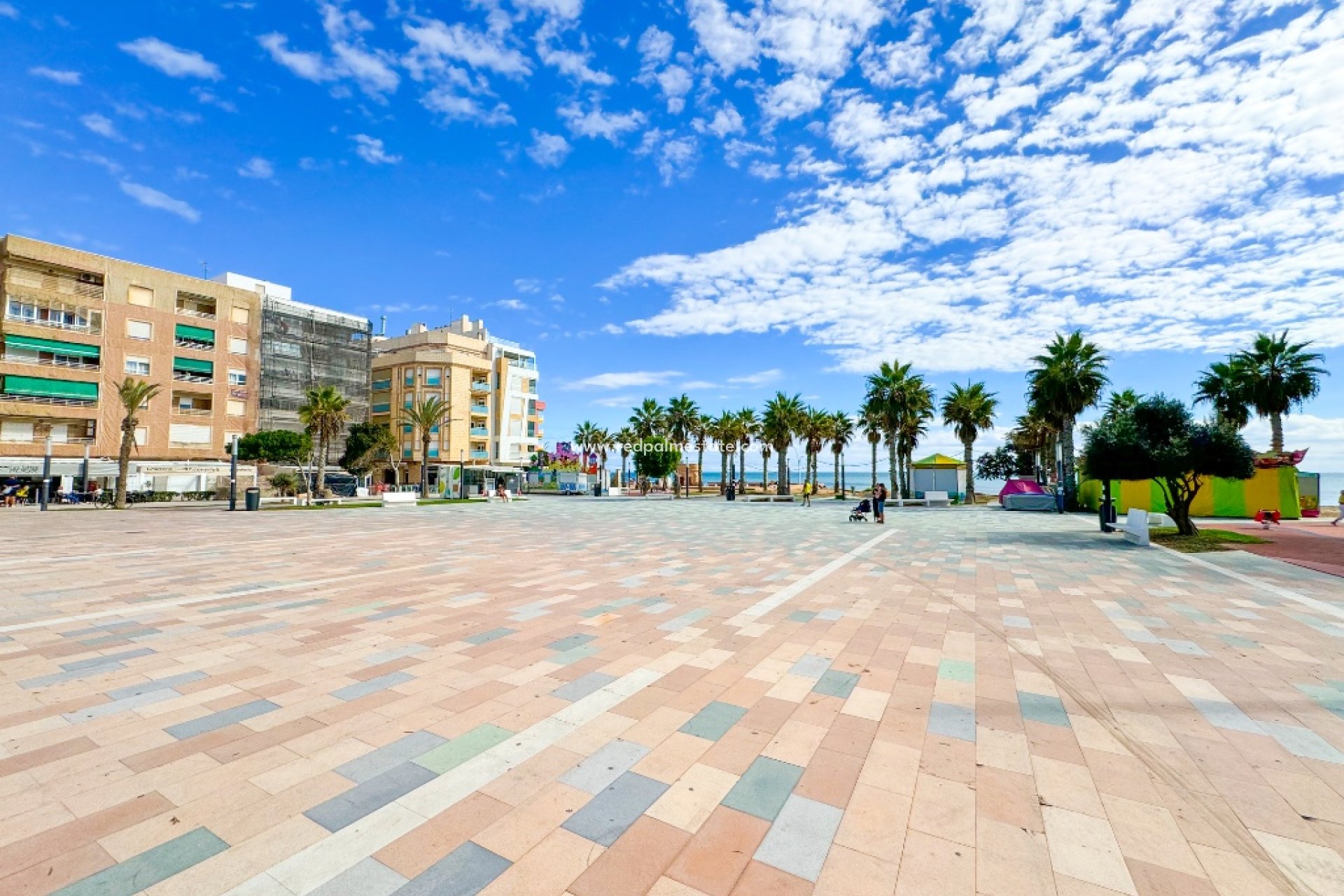 Reventa - Apartamento -
Torrevieja - La Mata