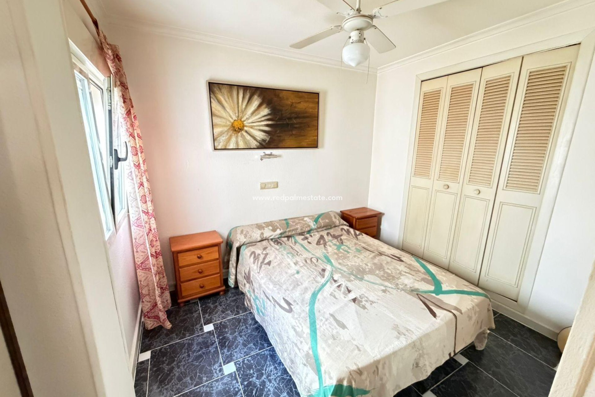 Reventa - Apartamento -
Torrevieja - La Mata