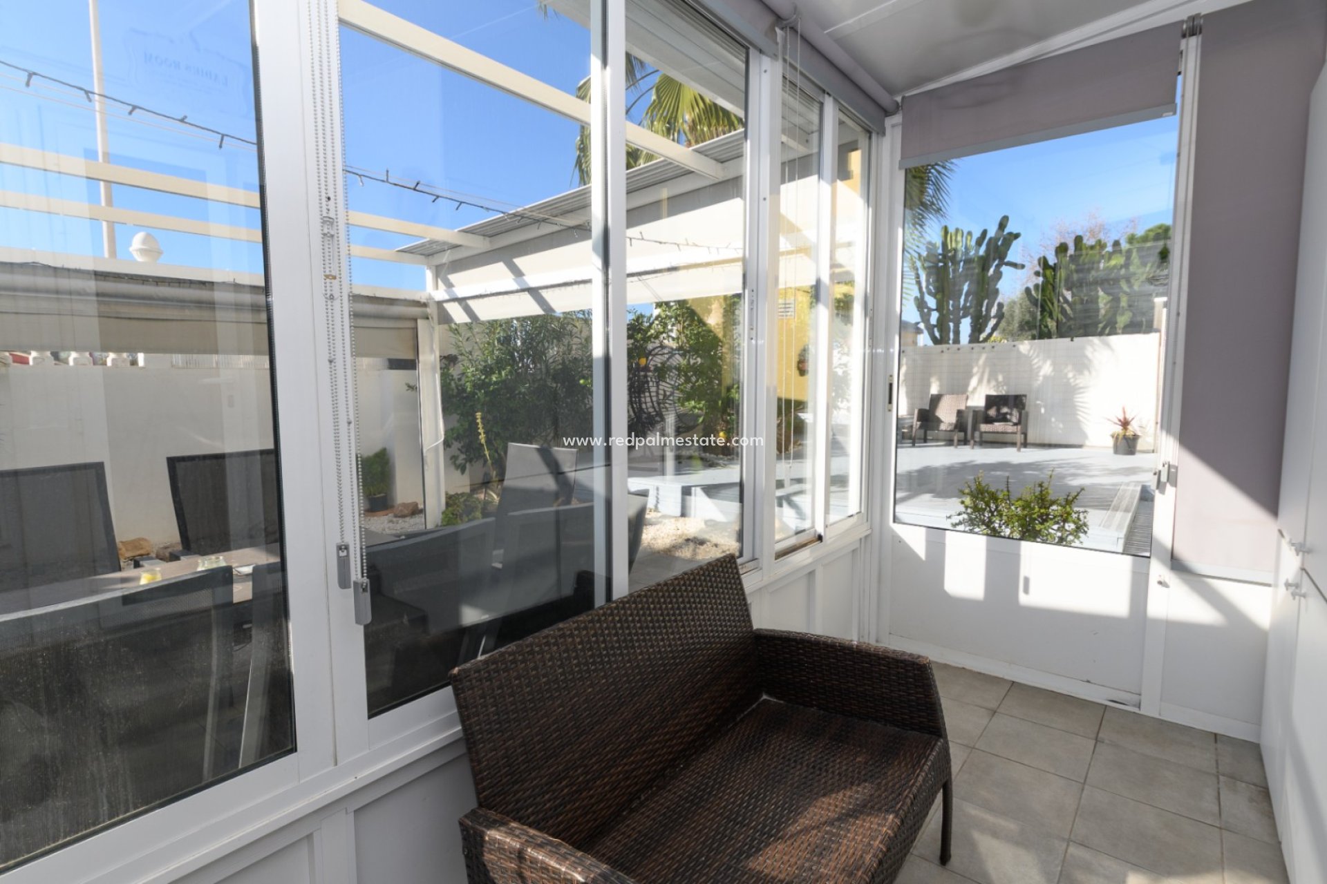 Reventa - Apartamento -
Torrevieja - La Mata