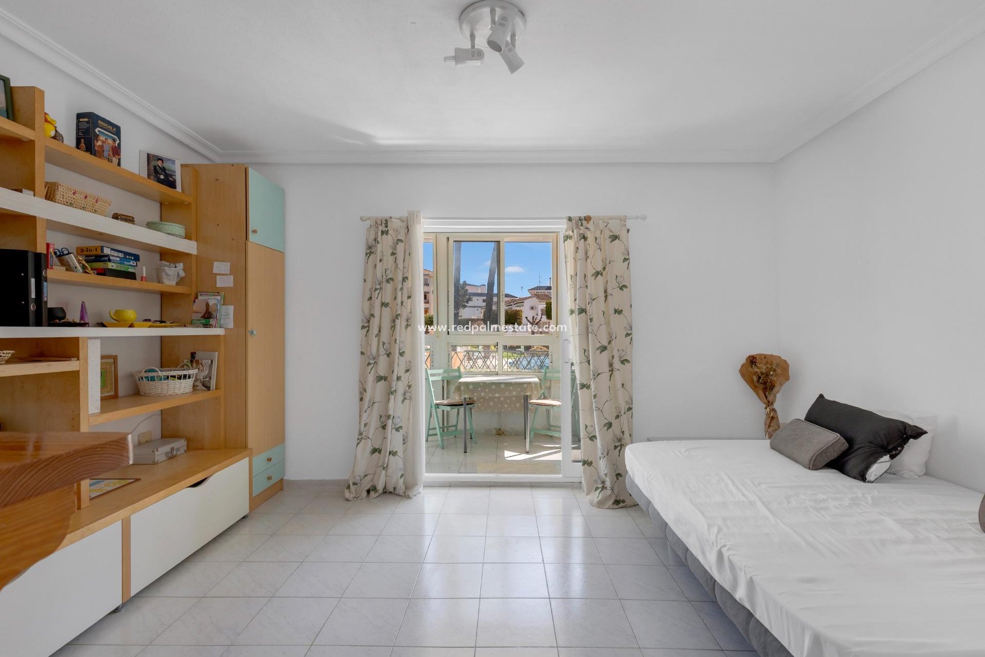 Reventa - Apartamento -
Torrevieja - La Mata