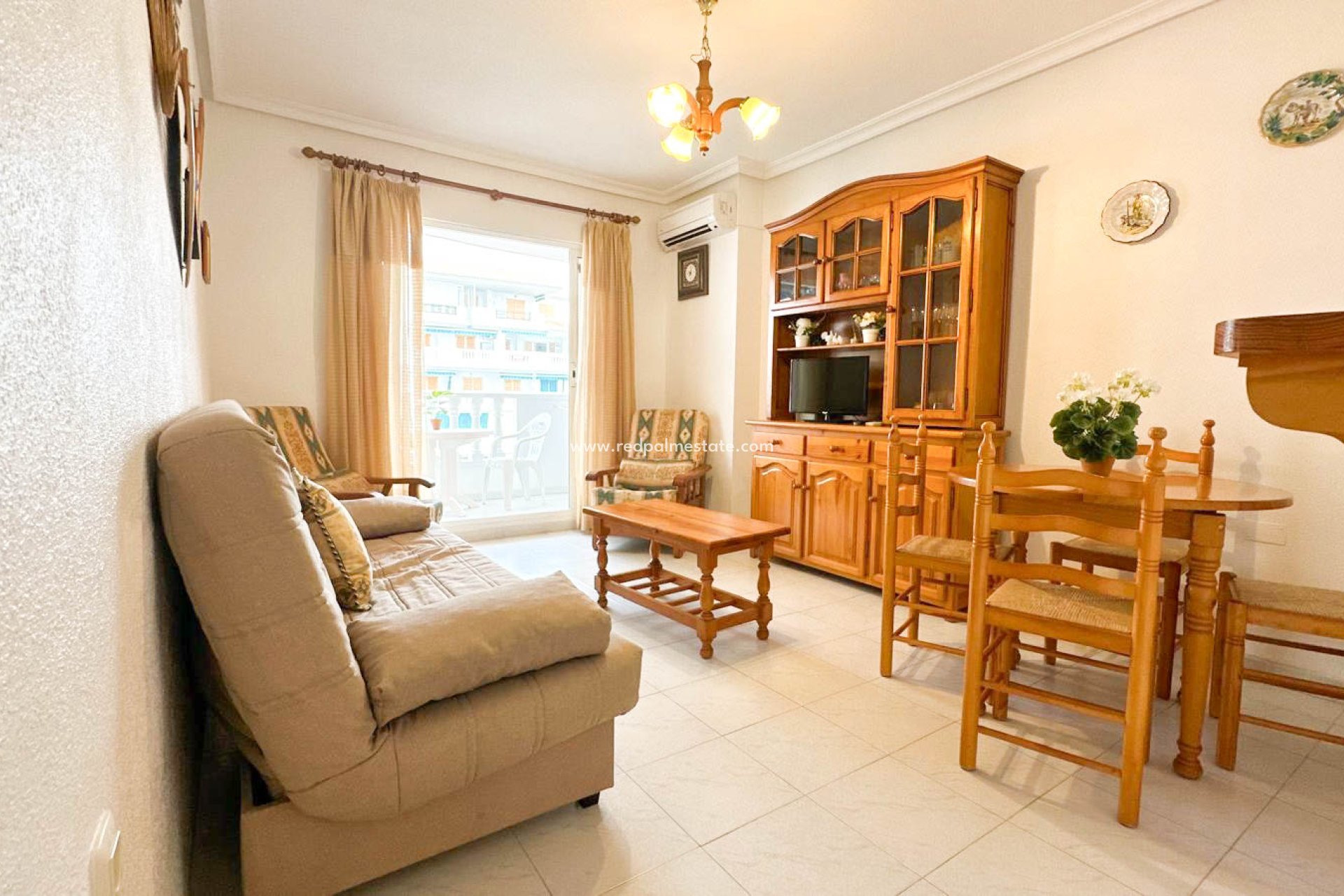 Reventa - Apartamento -
Torrevieja - La Mata