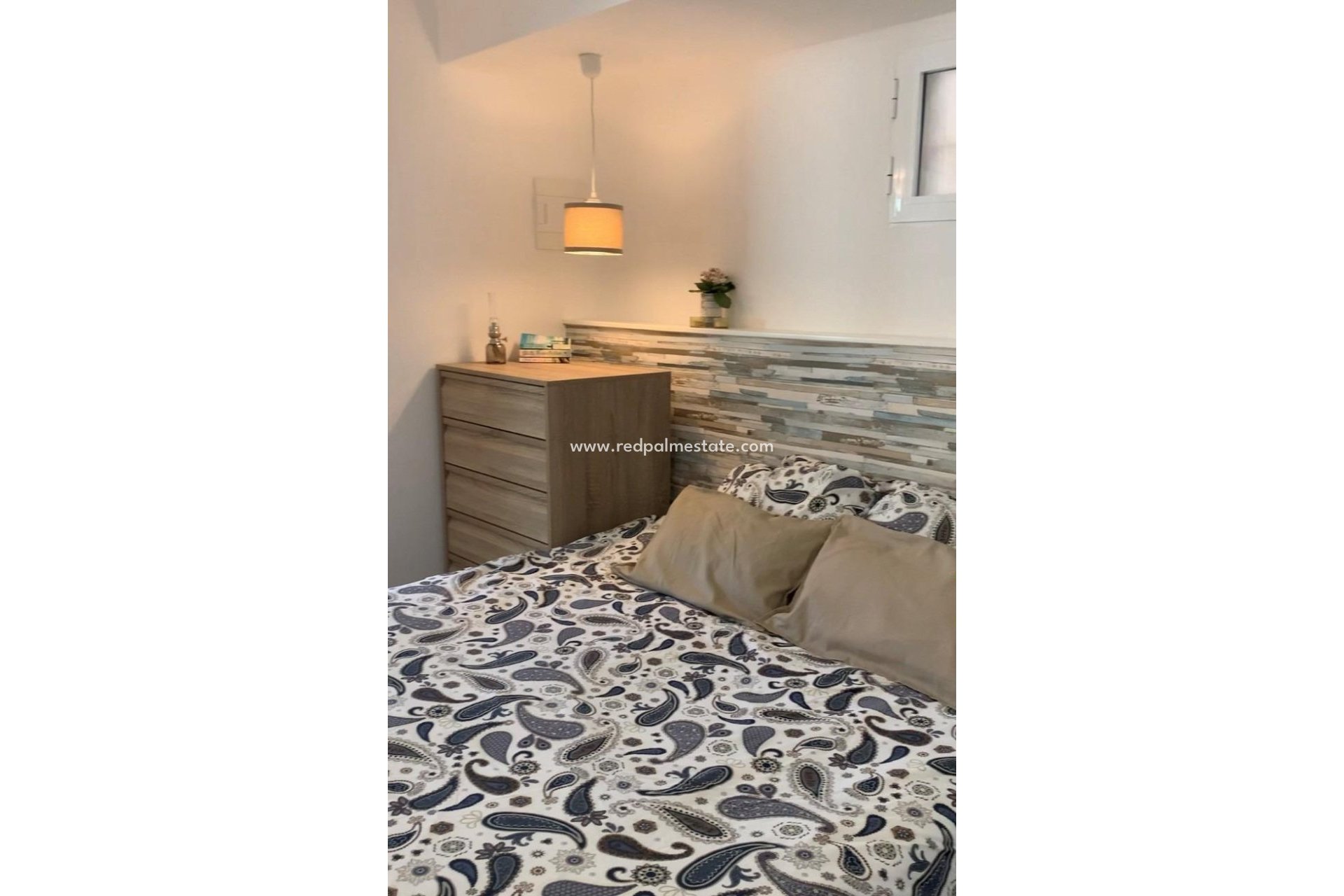 Reventa - Apartamento -
Torrevieja - La Mata