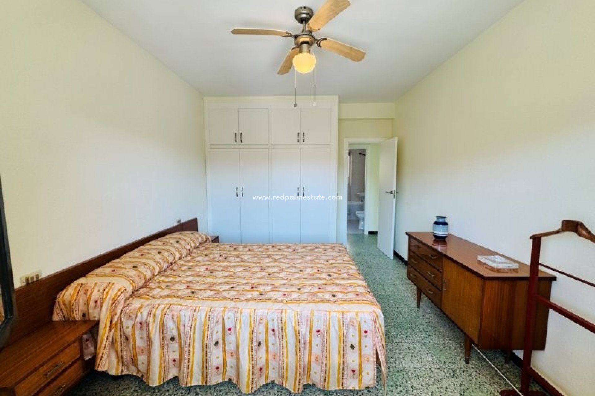 Reventa - Apartamento -
Torrevieja - La Mata