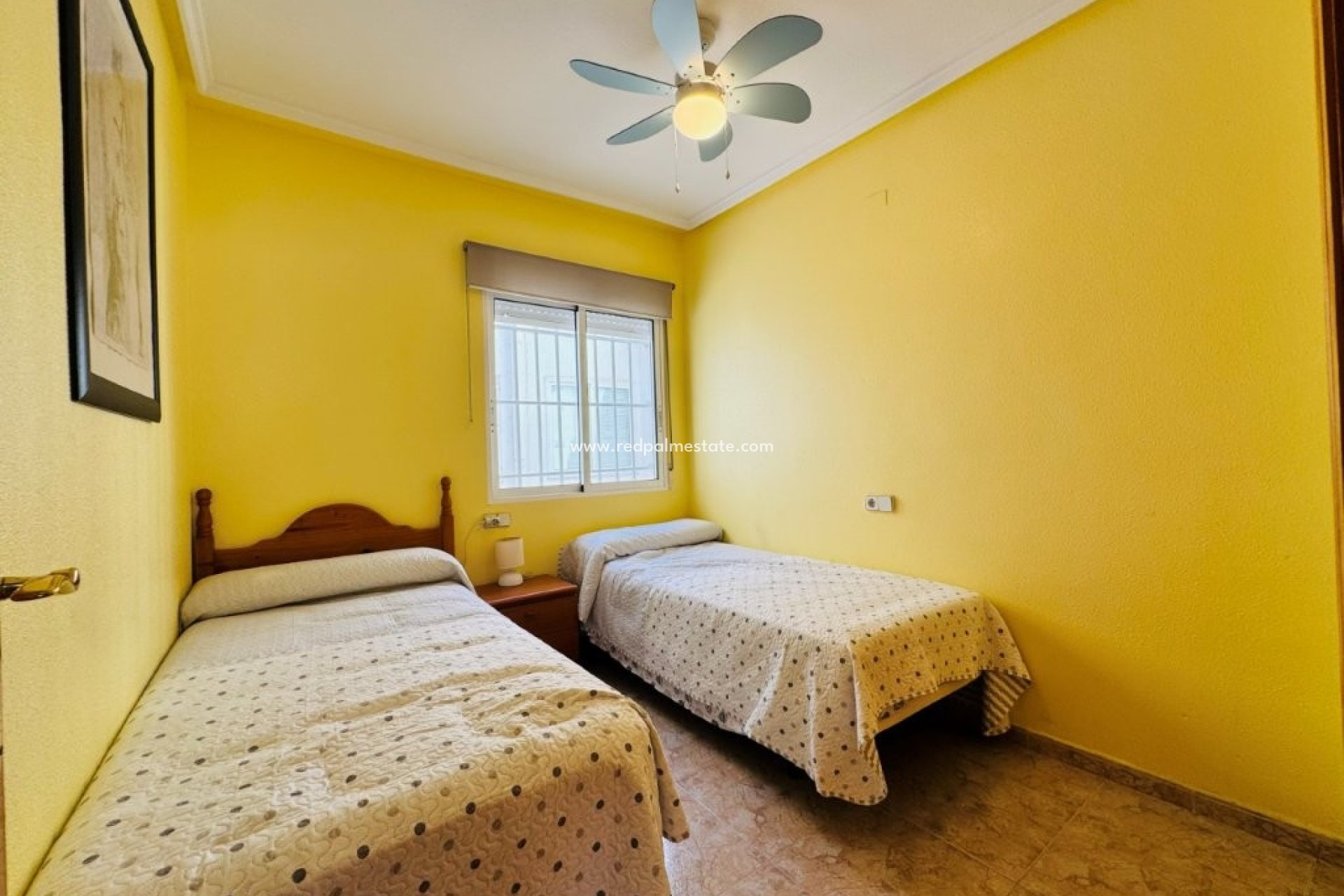 Reventa - Apartamento -
Torrevieja - La Mata