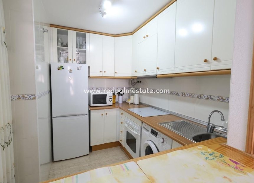 Reventa - Apartamento -
Torrevieja - La Mata