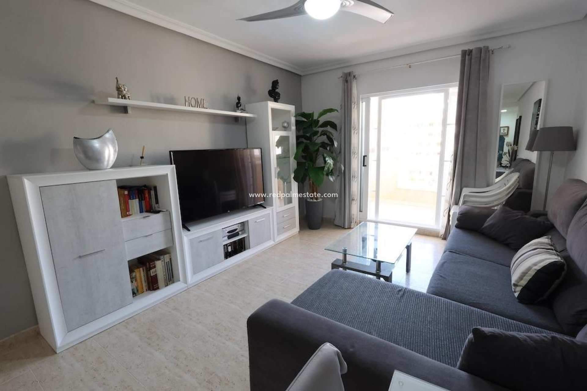 Reventa - Apartamento -
Torrevieja - La Mata