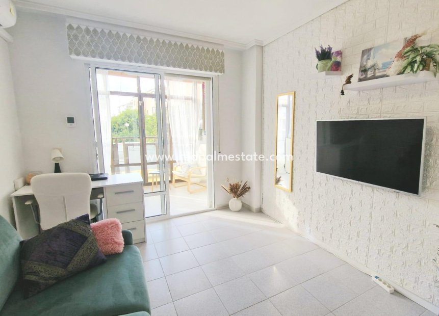 Reventa - Apartamento -
Torrevieja - La Siesta - El Salado - Torreta