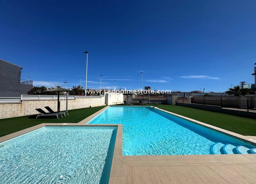 Reventa - Apartamento -
Torrevieja - La Siesta - El Salado - Torreta