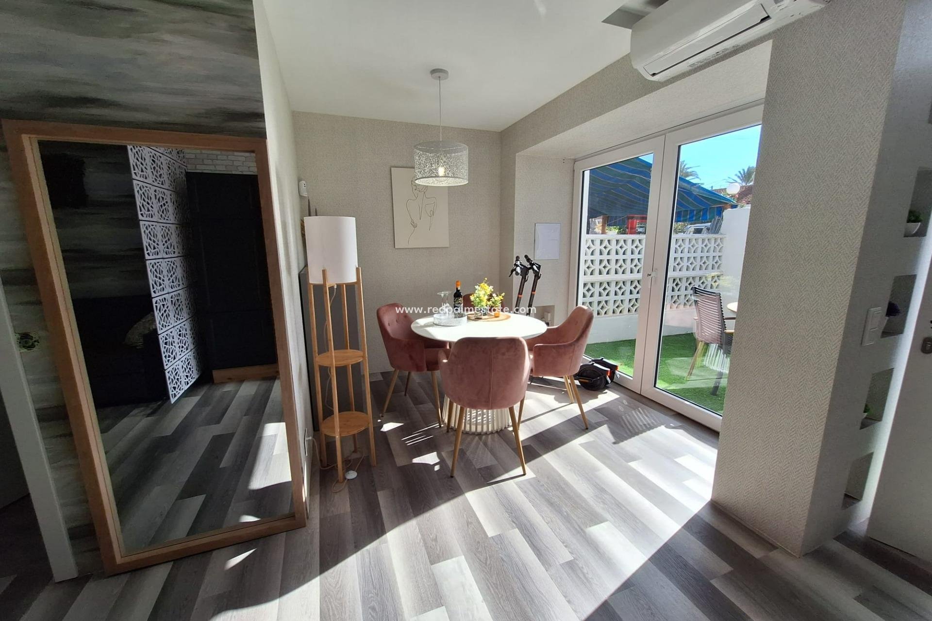 Reventa - Apartamento -
Torrevieja - La Siesta - El Salado - Torreta