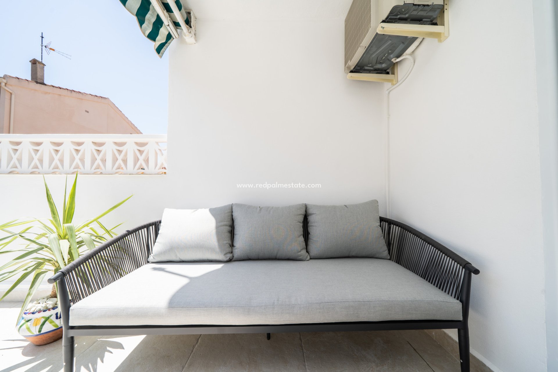 Reventa - Apartamento -
Torrevieja - La Veleta