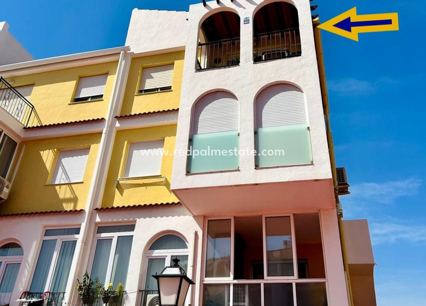 Reventa - Apartamento -
Torrevieja - La Veleta