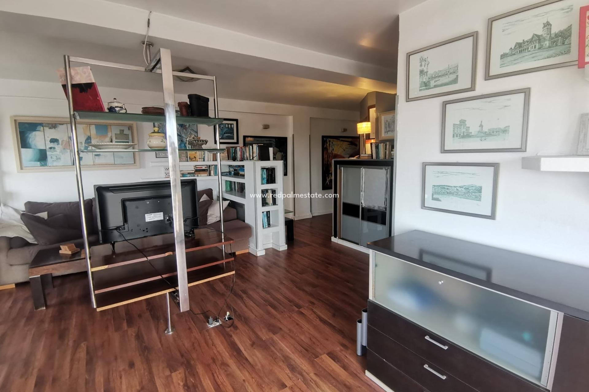 Reventa - Apartamento -
Torrevieja - La Veleta