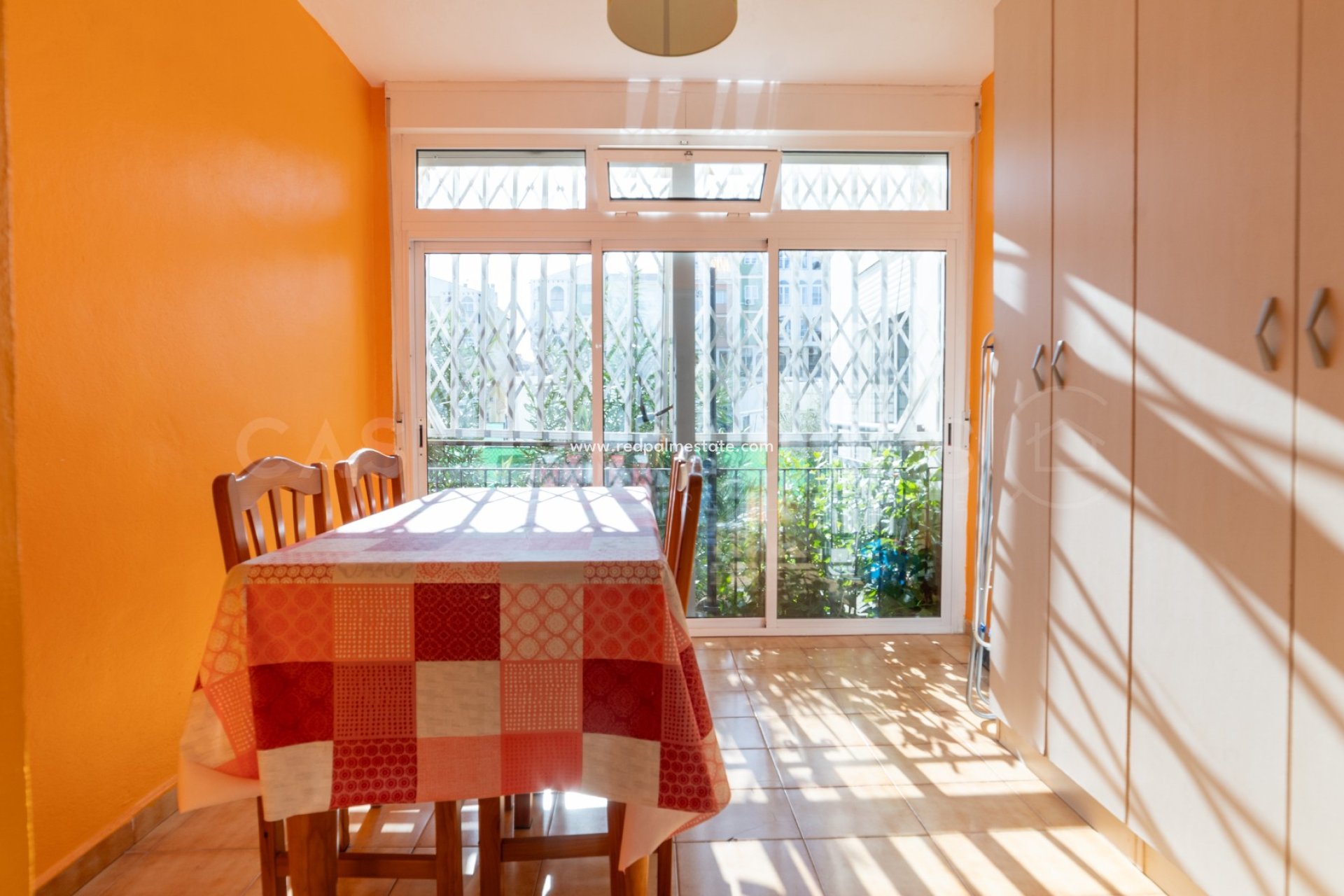 Reventa - Apartamento -
Torrevieja - La Veleta