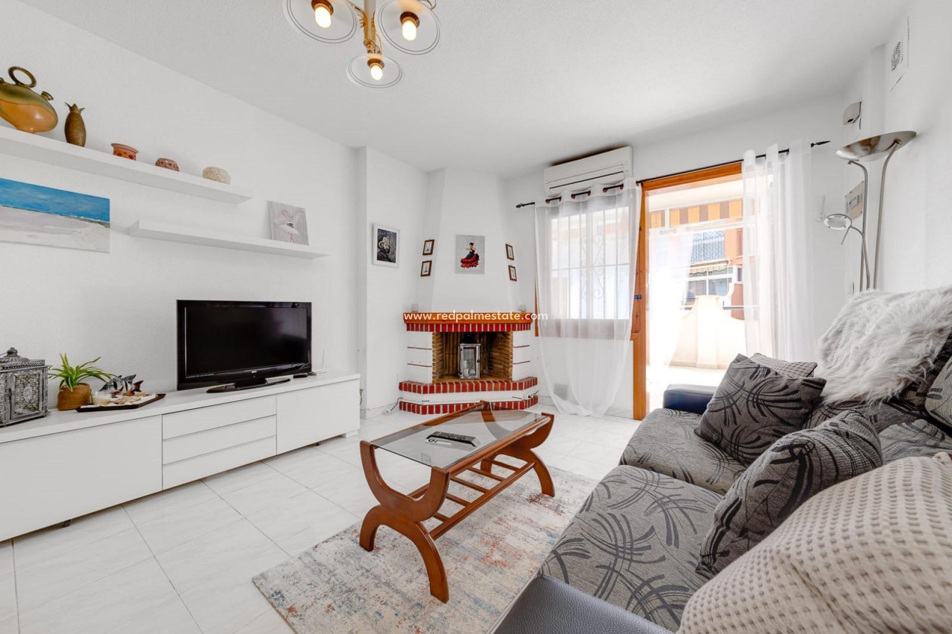 Reventa - Apartamento -
Torrevieja - La Veleta