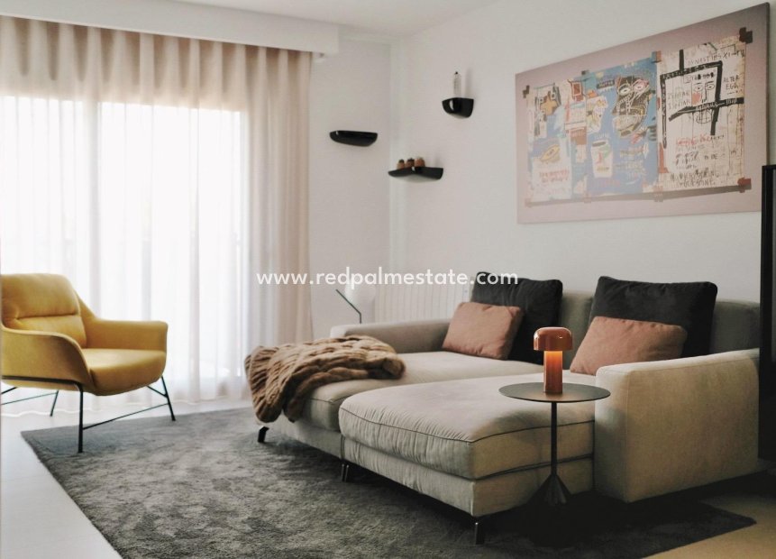 Reventa - Apartamento -
Torrevieja - La Veleta