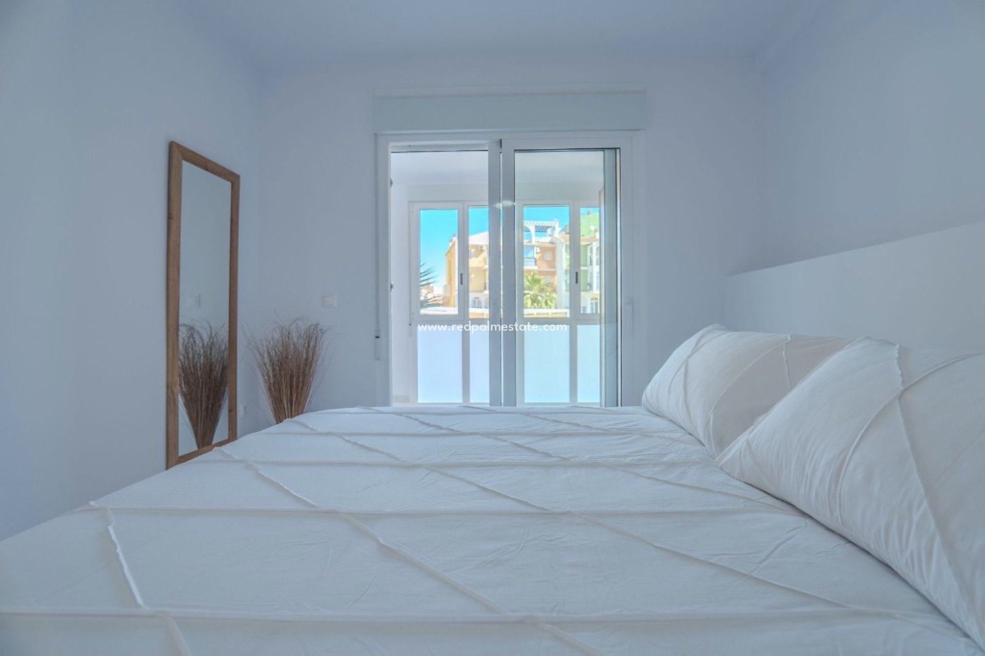 Reventa - Apartamento -
Torrevieja - La Veleta